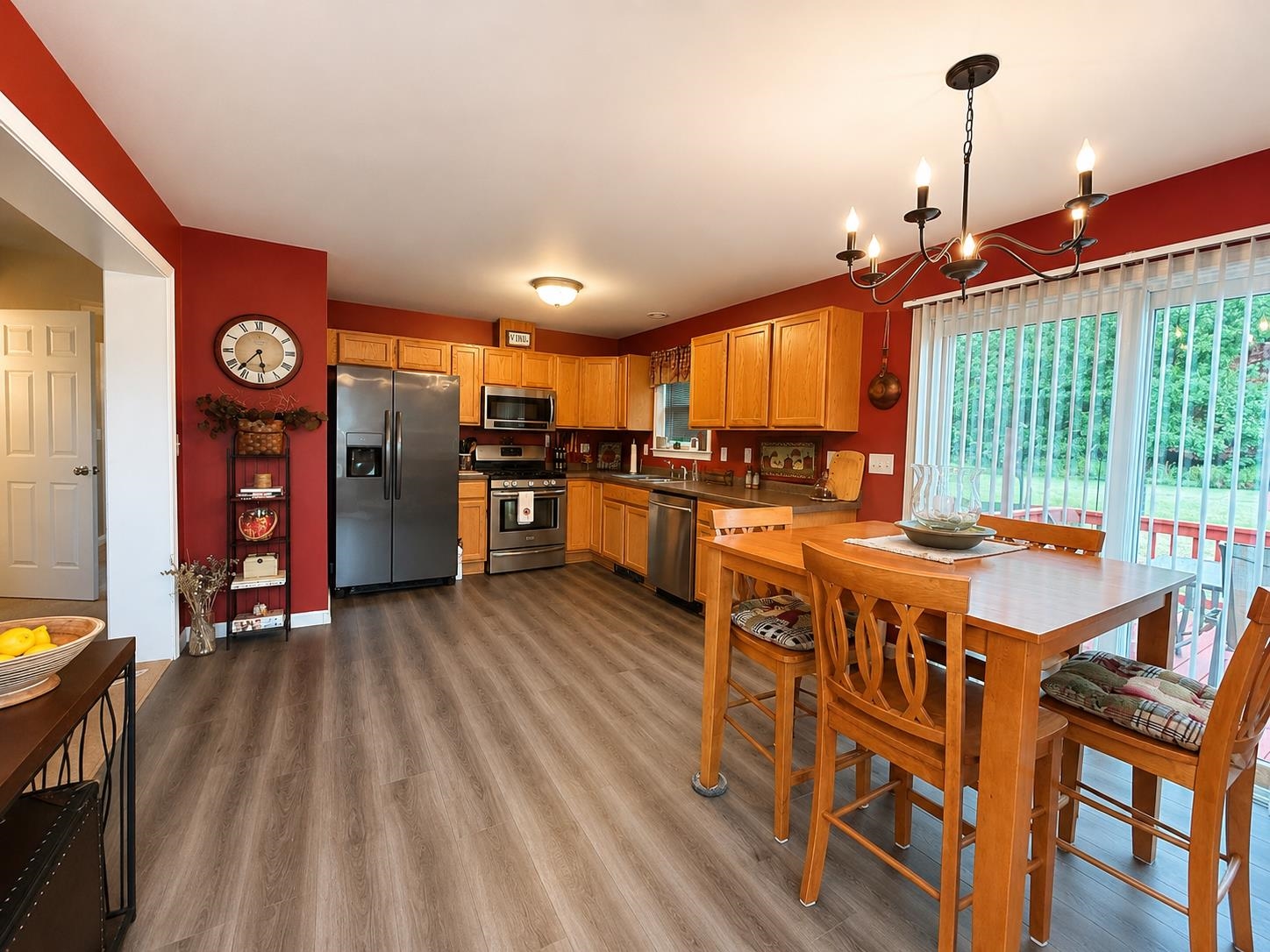 67 Airport Road Property Photo 8