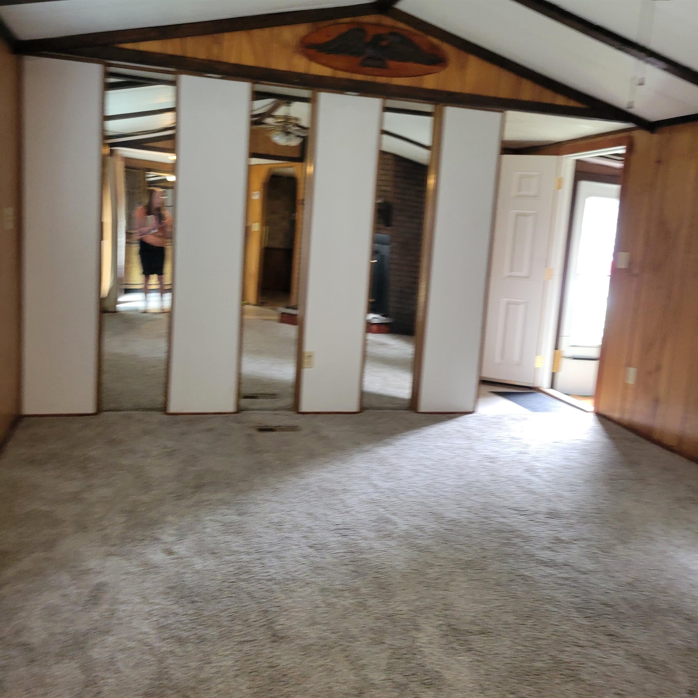 14 Susan Street Property Photo 5