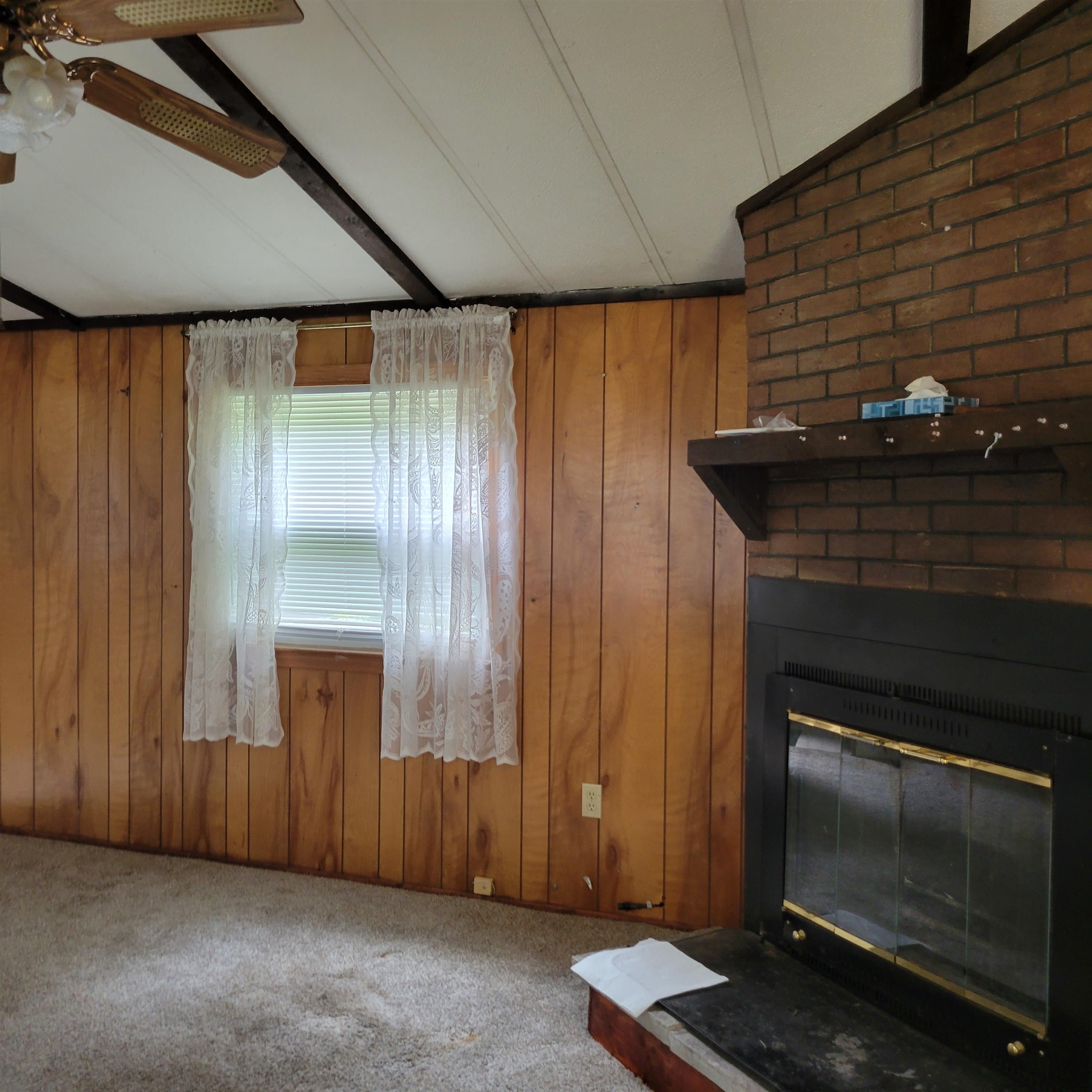 14 Susan Street Property Photo 7