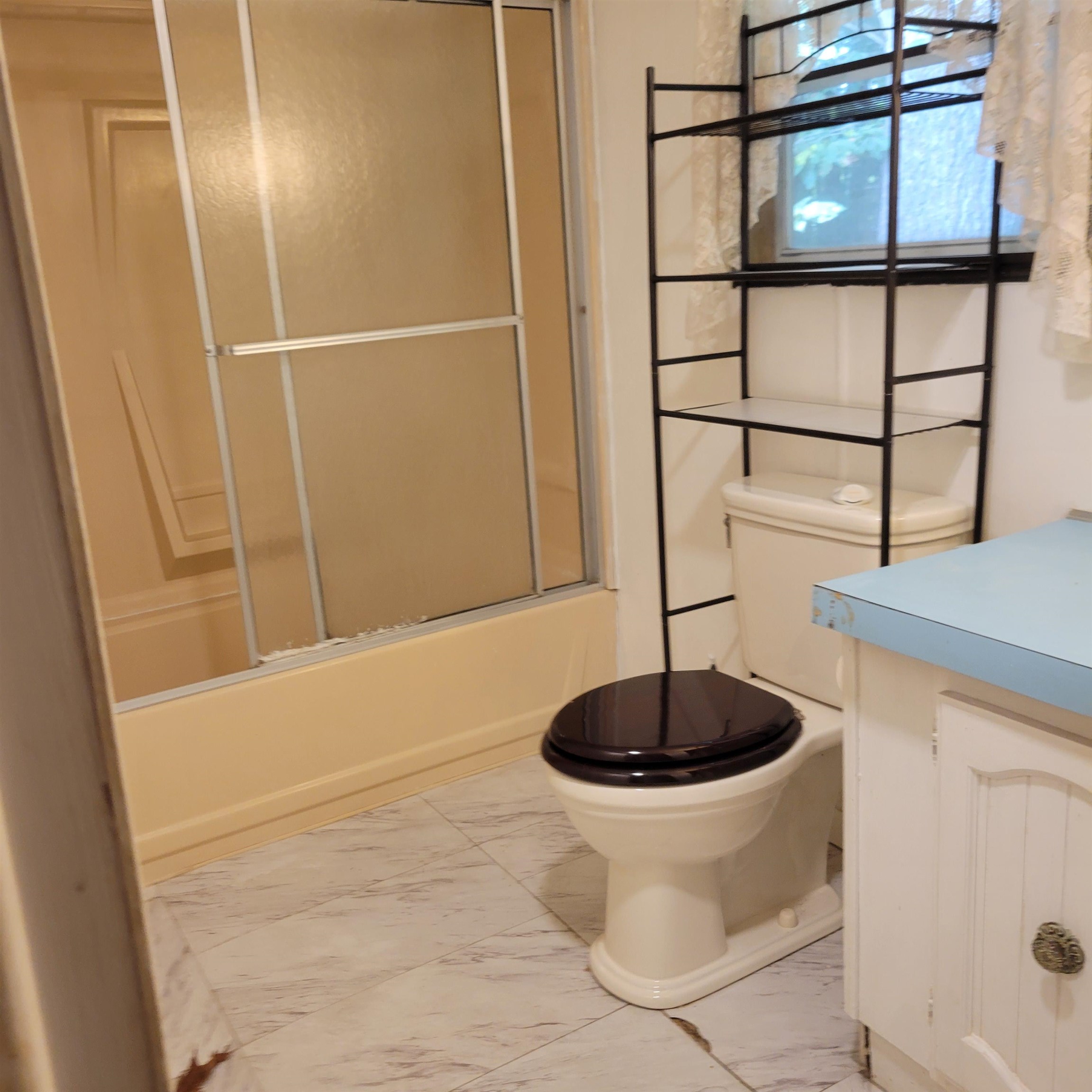14 Susan Street Property Photo 10