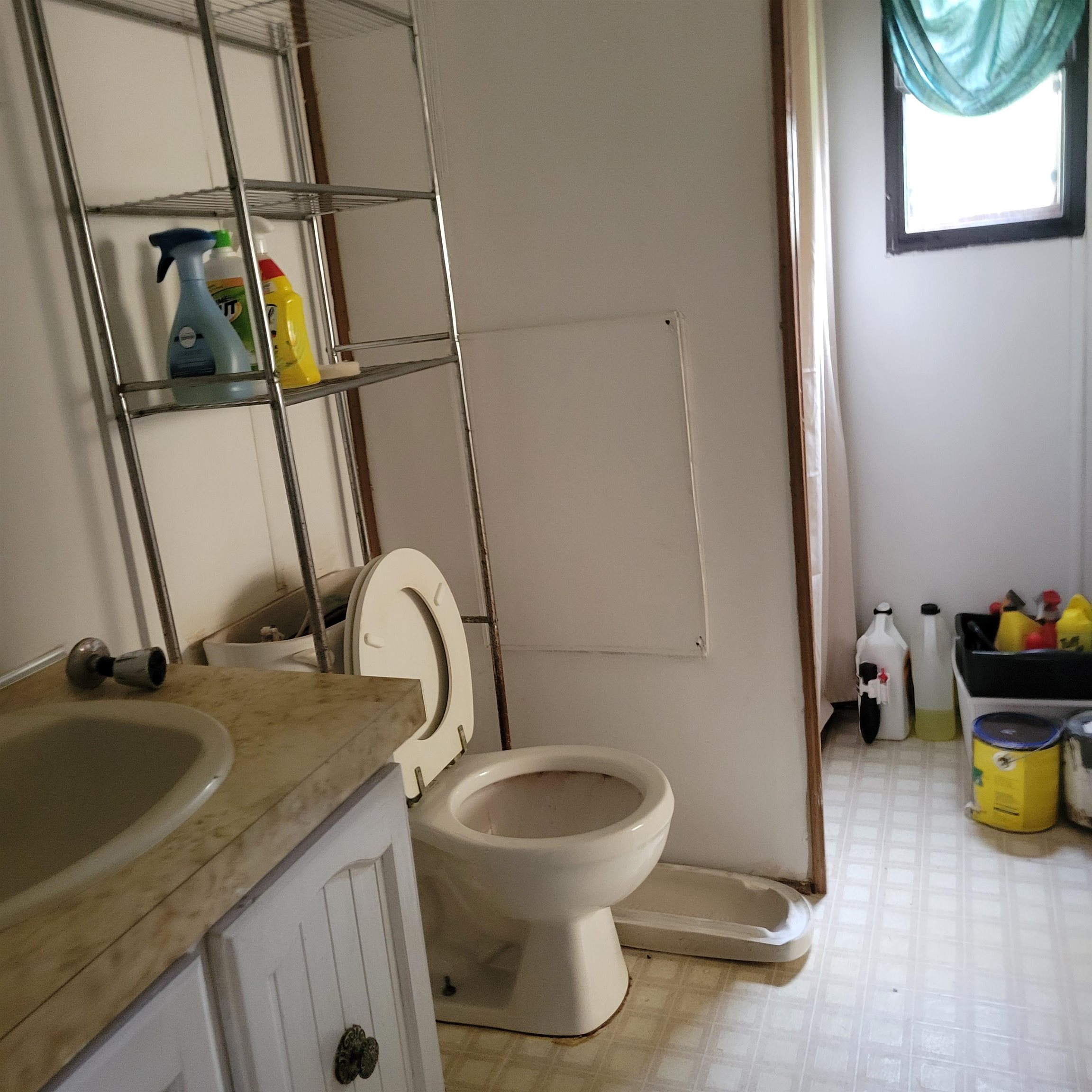 14 Susan Street Property Photo 11