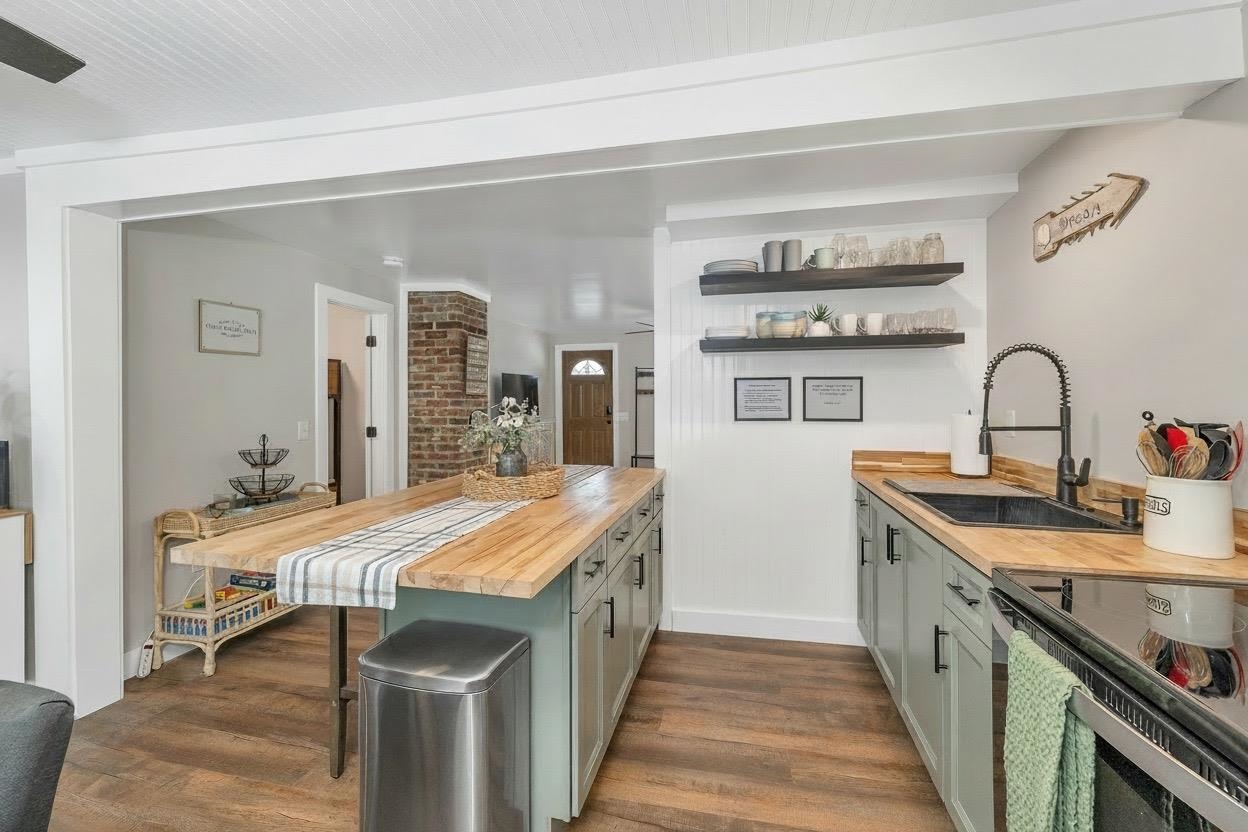 555 Stage Road Property Photo 15