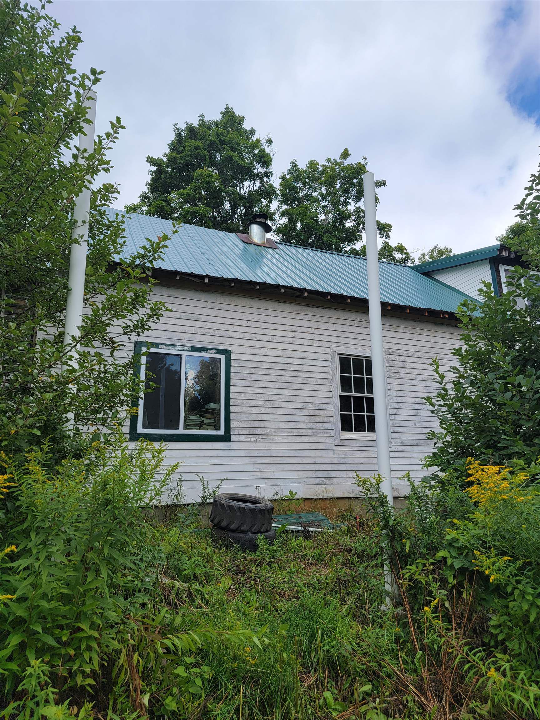 1530 Somerset Road Property Photo 3