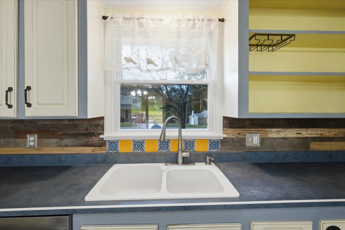 78 Carbonti Circle Property Photo 15