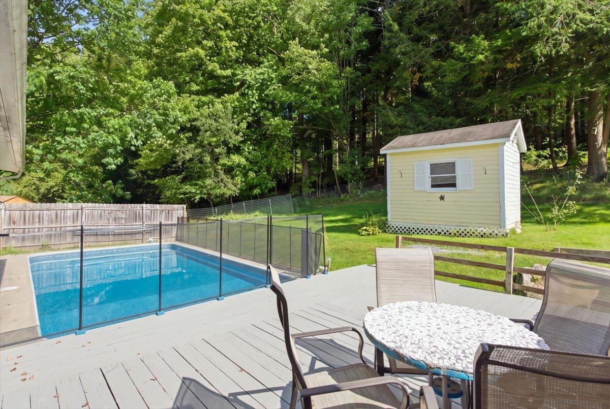 78 Carbonti Circle Property Photo 38
