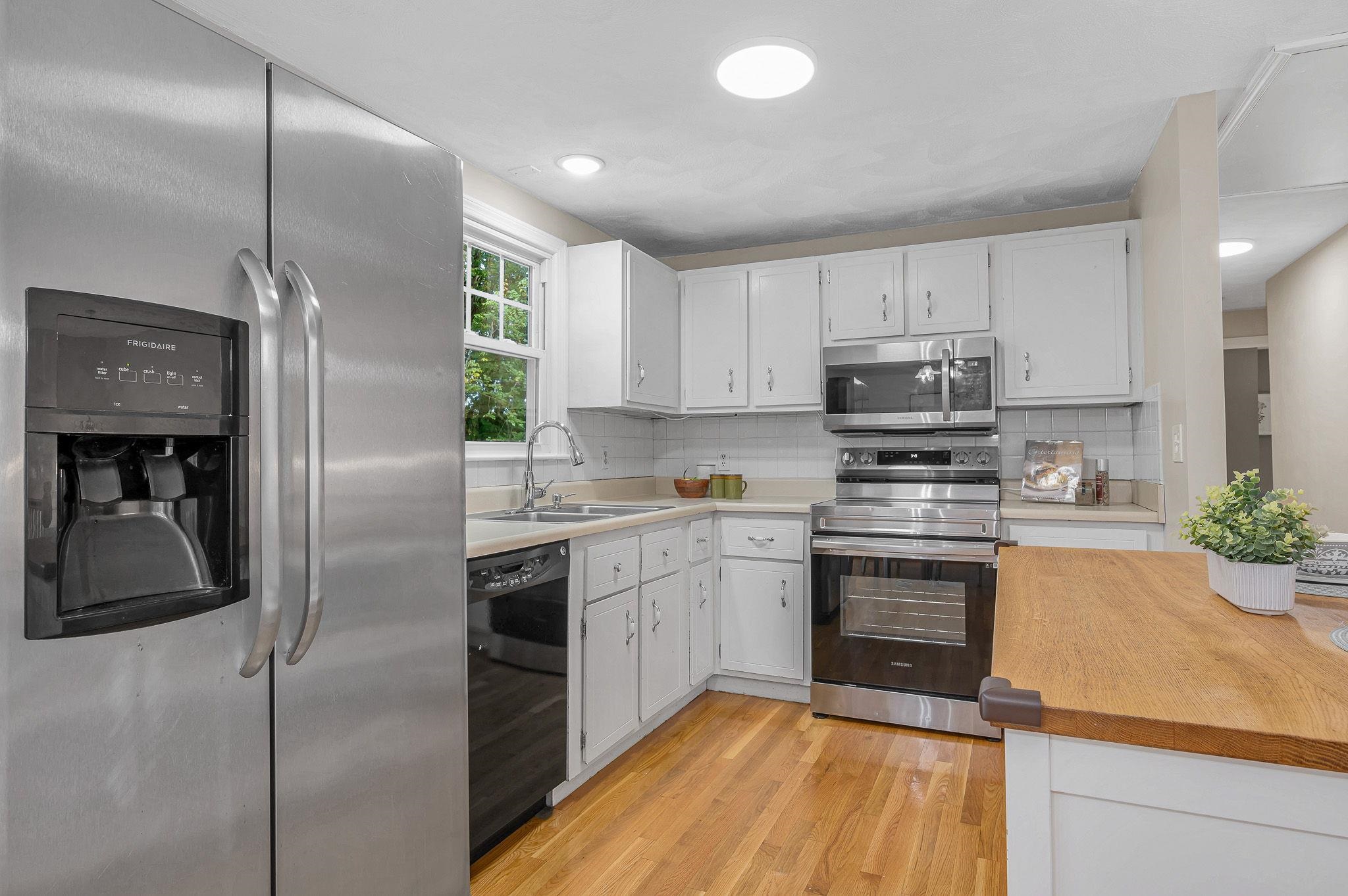 40 Lou Avenue Property Photo 8