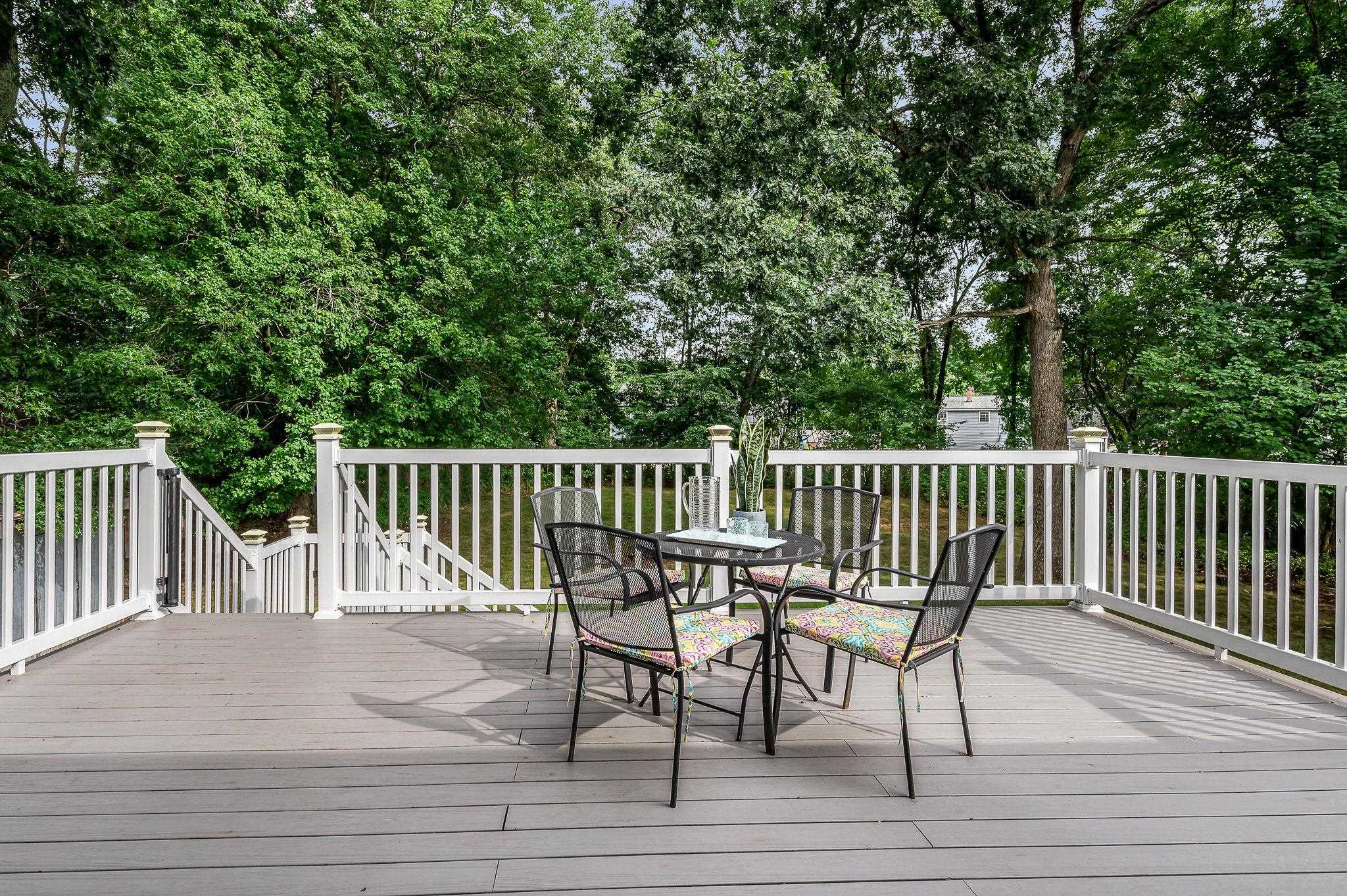 40 Lou Avenue Property Photo 11