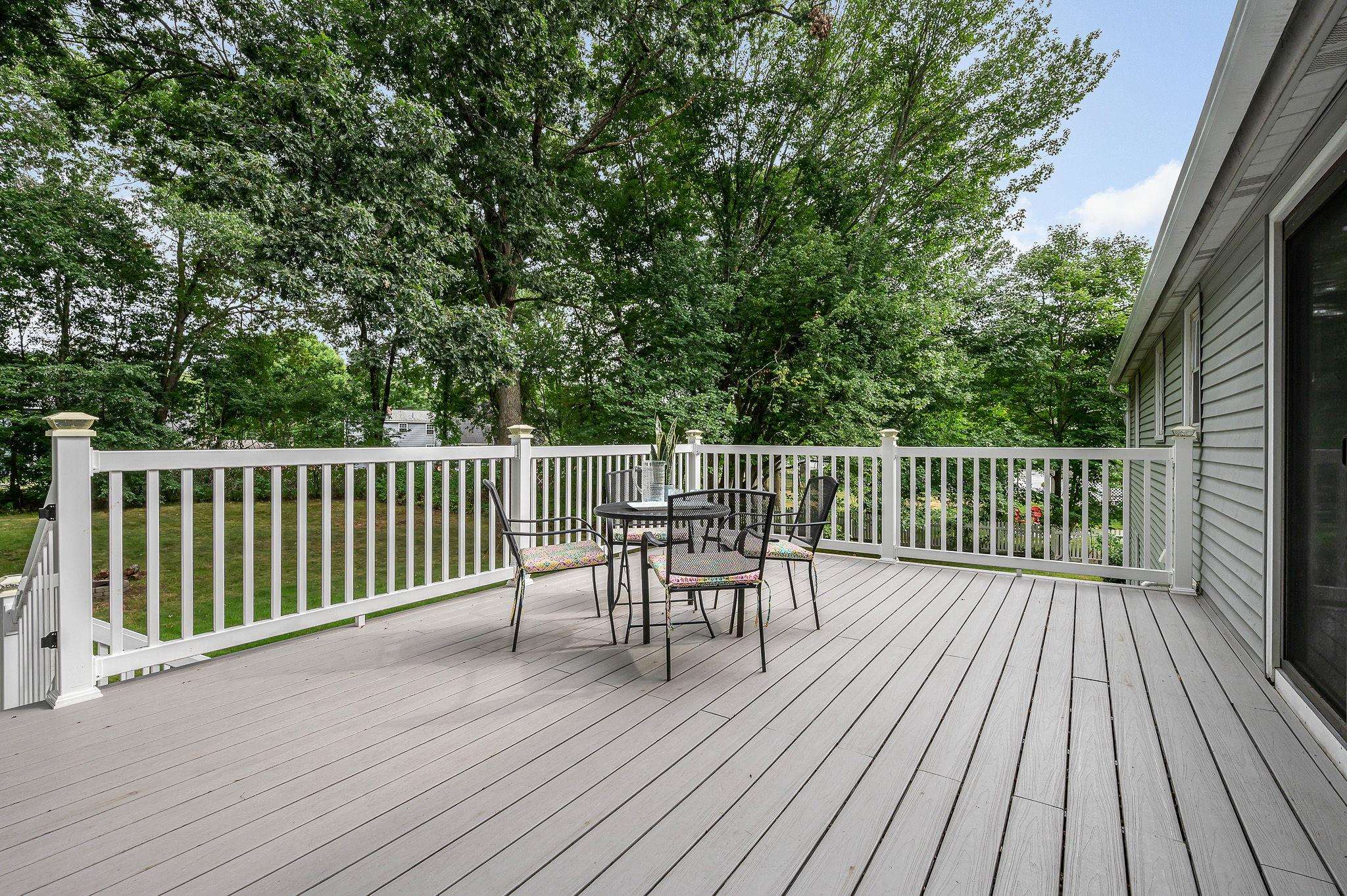 40 Lou Avenue Property Photo 12