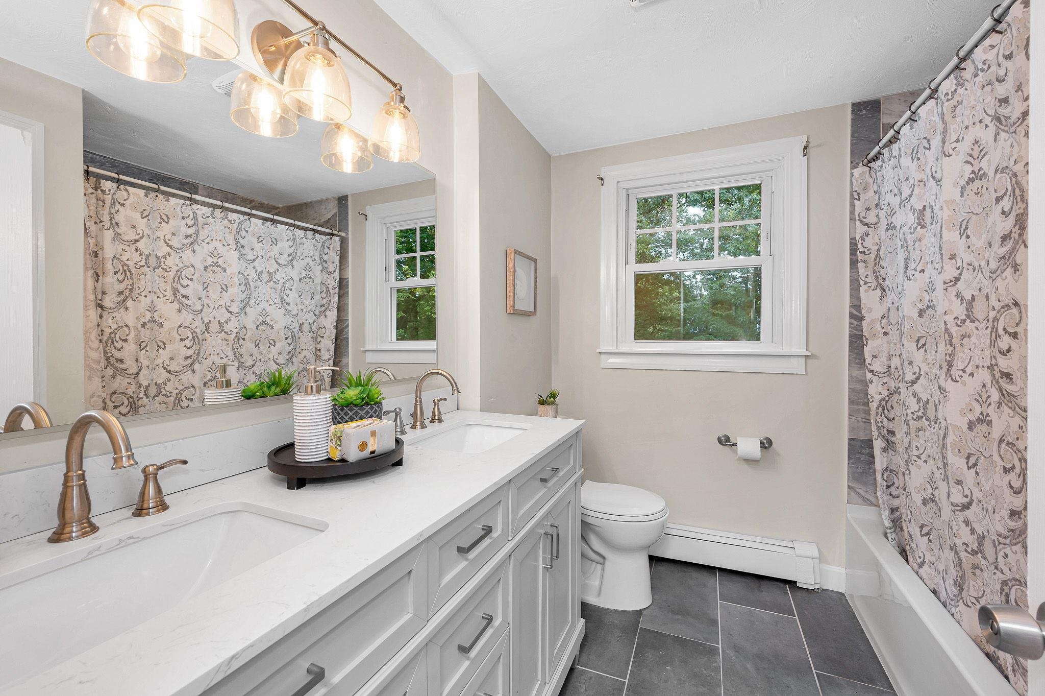 40 Lou Avenue Property Photo 14