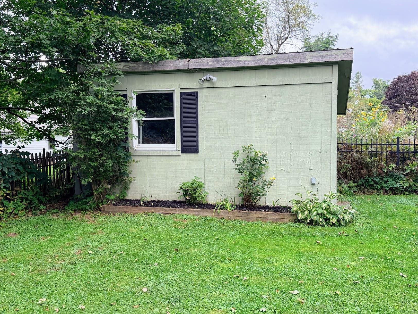 179 Adams Street Property Photo 35