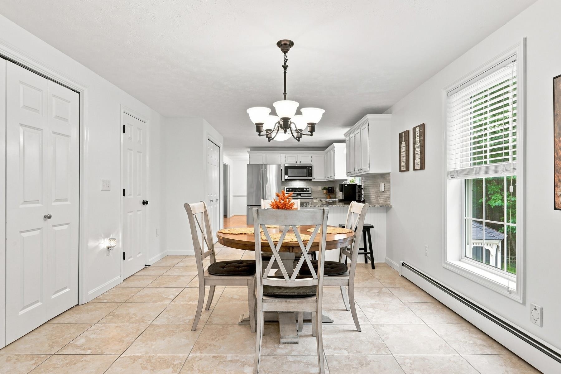 16 Lantern Lane Property Photo 20