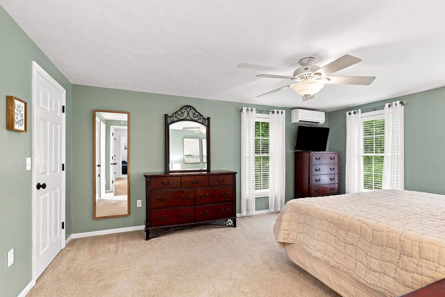 16 Lantern Lane Property Photo 33
