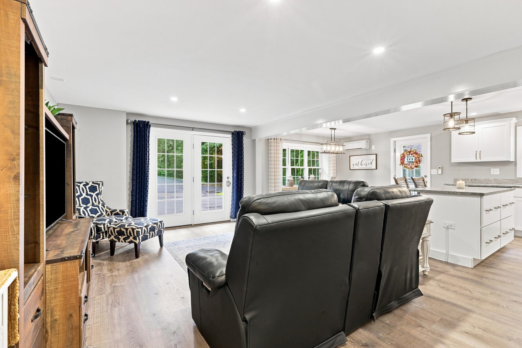 16 Lantern Lane Property Photo 46