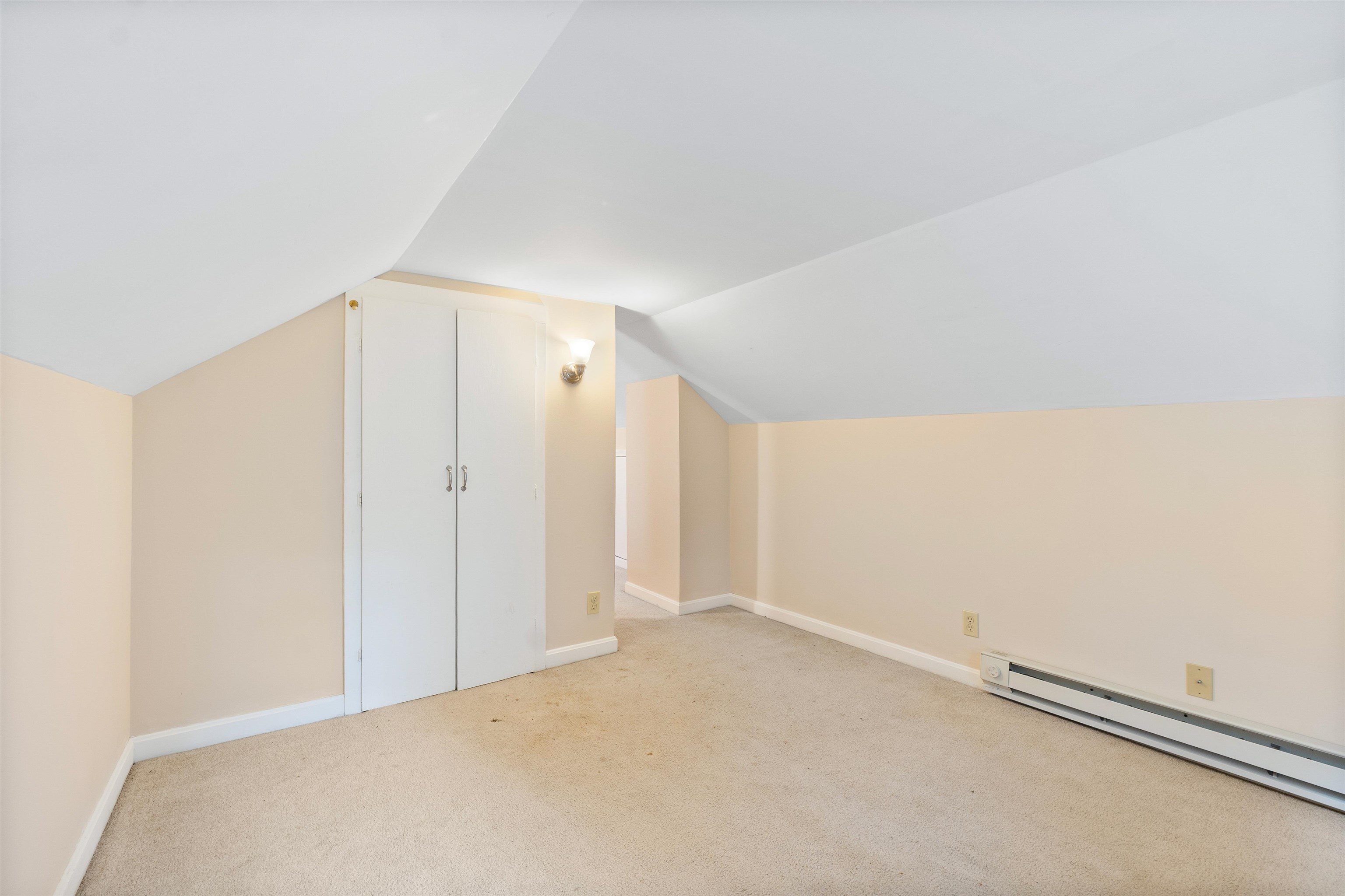 221 Youville Street Property Photo 20
