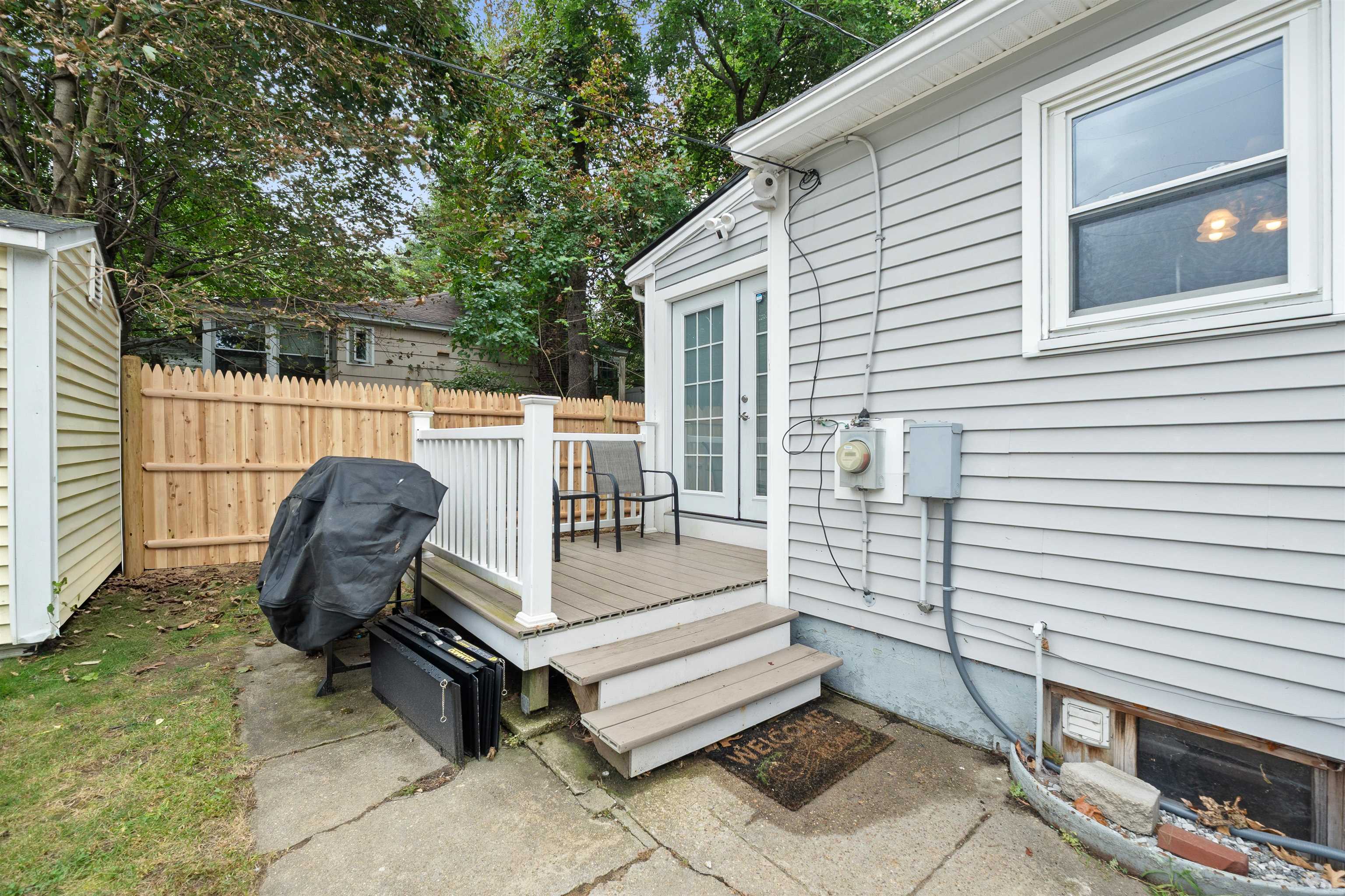 221 Youville Street Property Photo 24