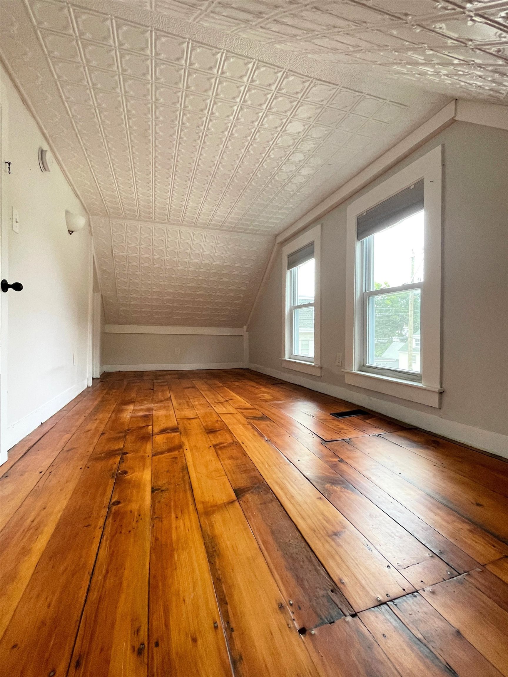 27 Pierce Street Property Photo 16