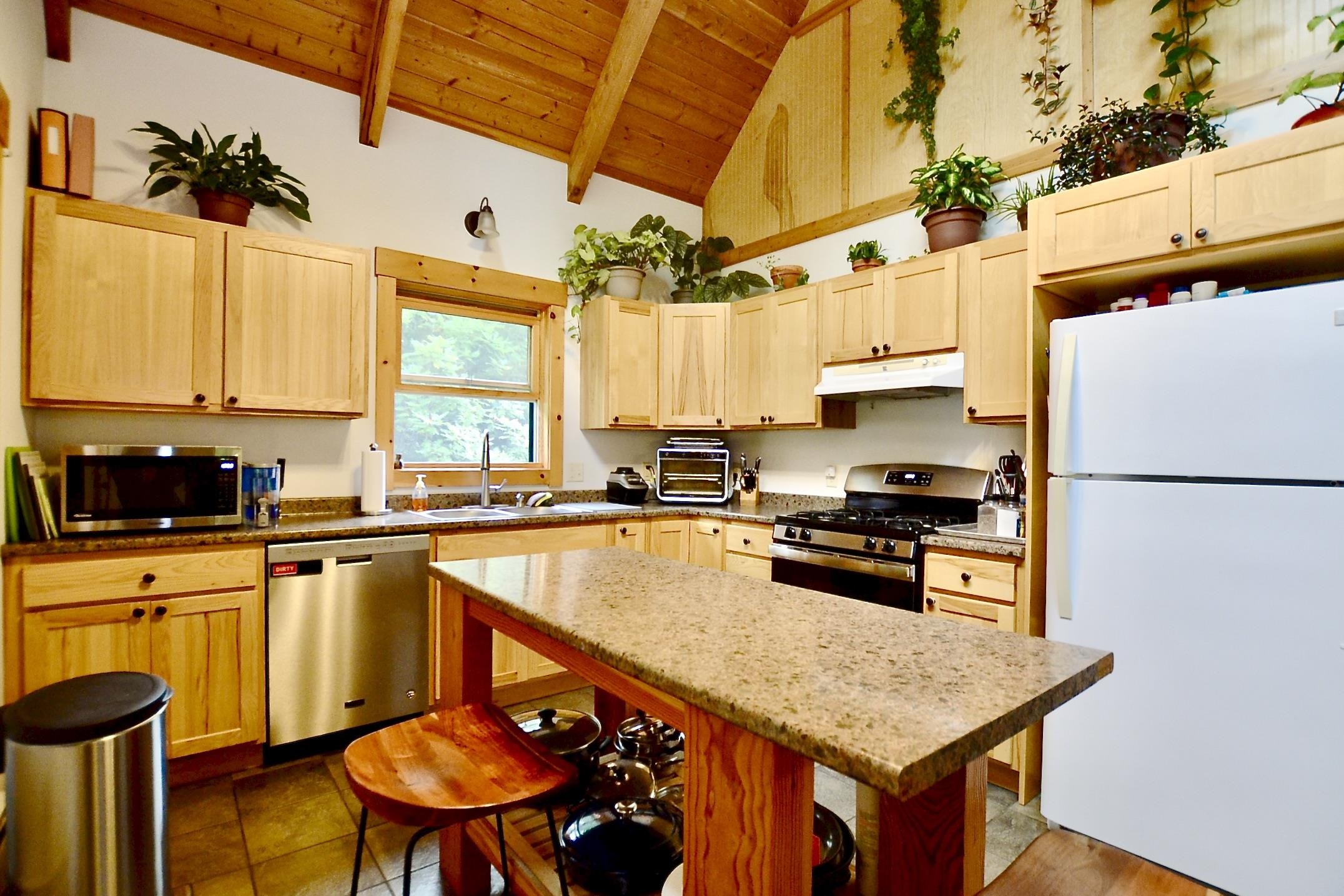 453 Marshall Road Property Photo 7