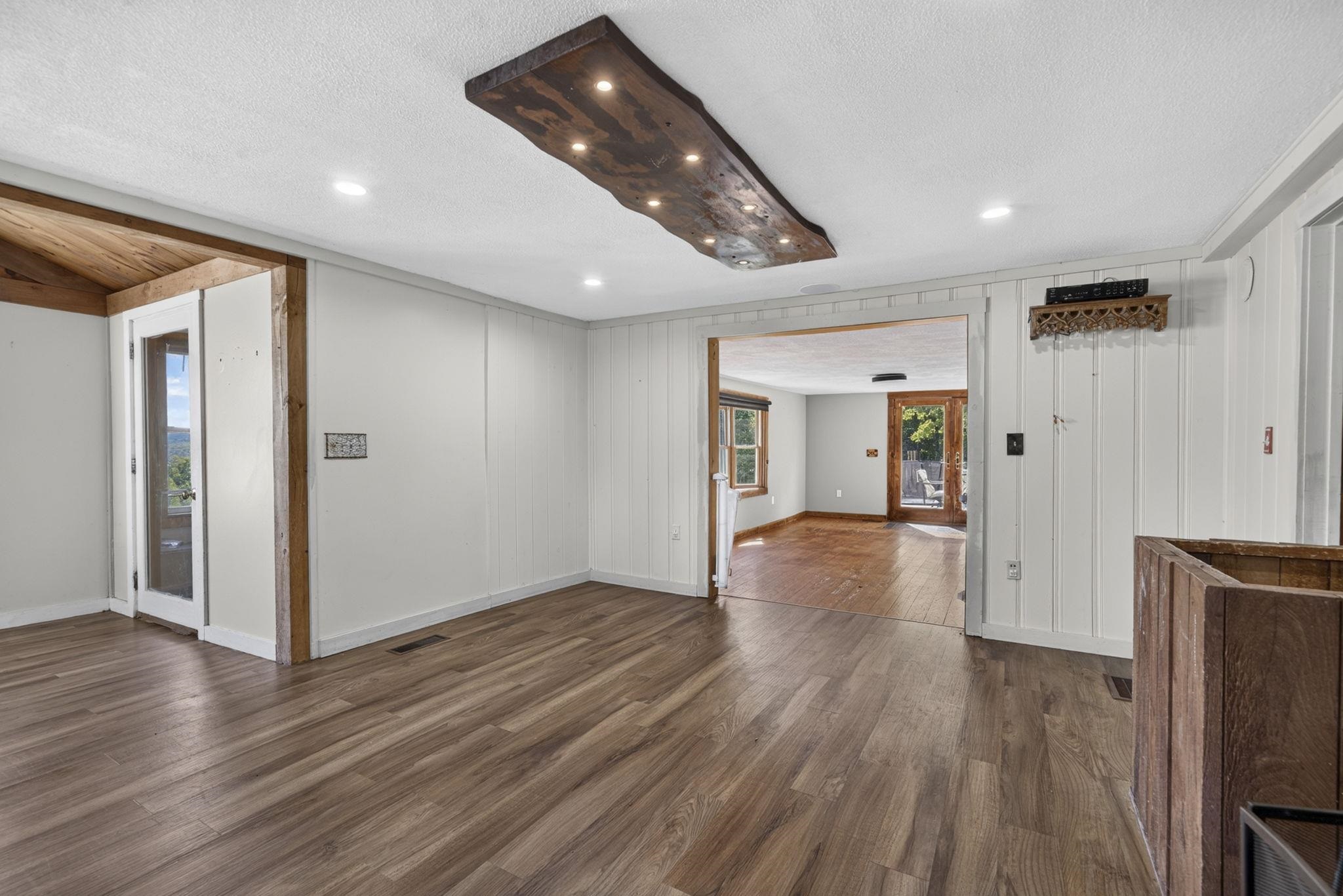 67 Lang Road Property Photo 12