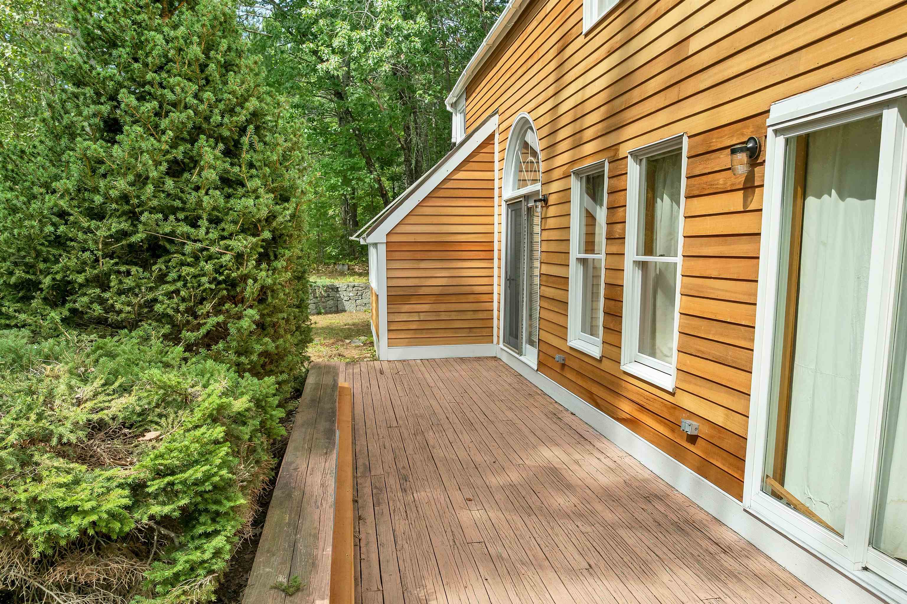6 Laurel Road Property Photo 2