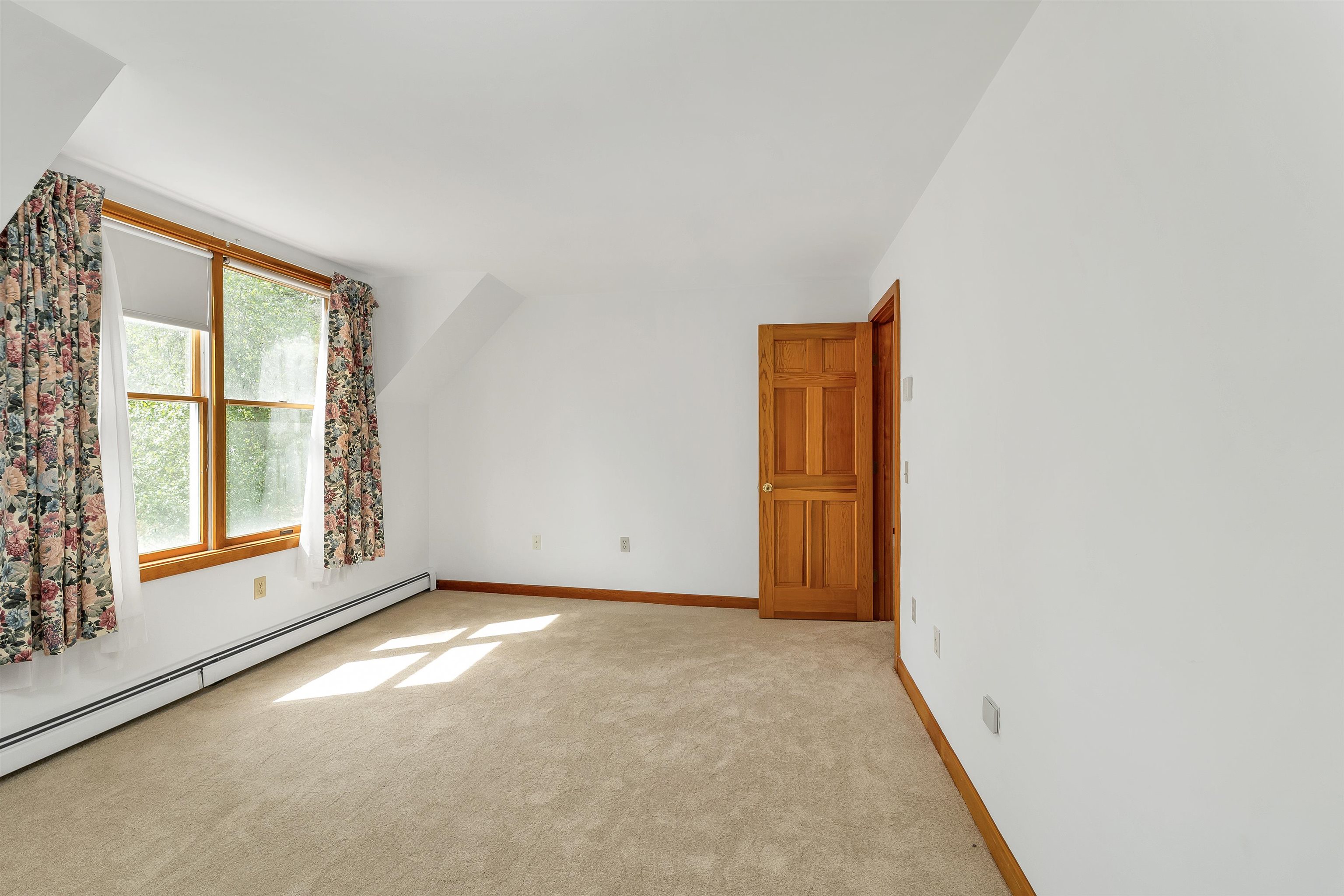 6 Laurel Road Property Photo 24