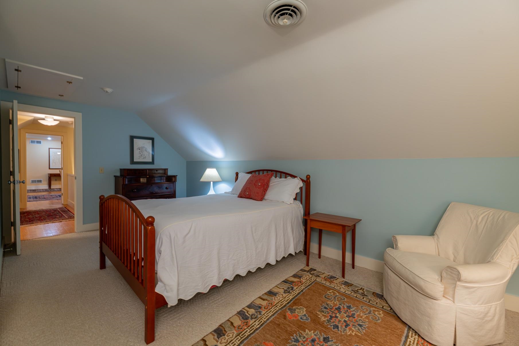 88 Windward South Property Photo 32