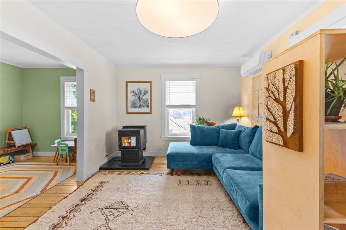 18 Charles Street Property Photo 3