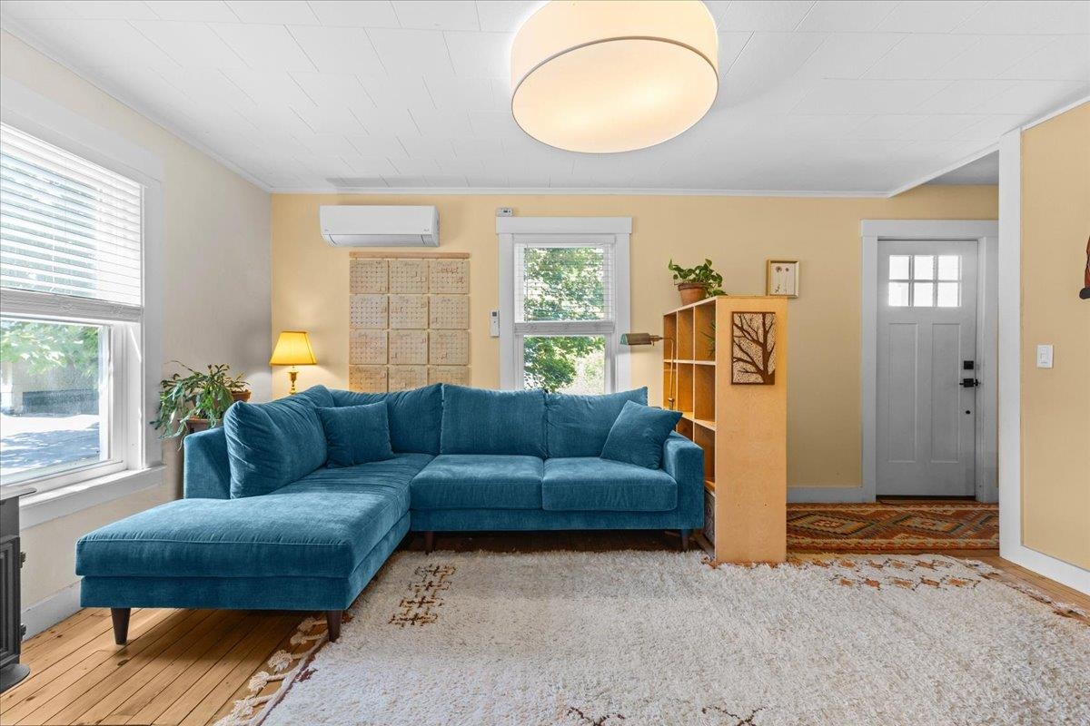 18 Charles Street Property Photo 5