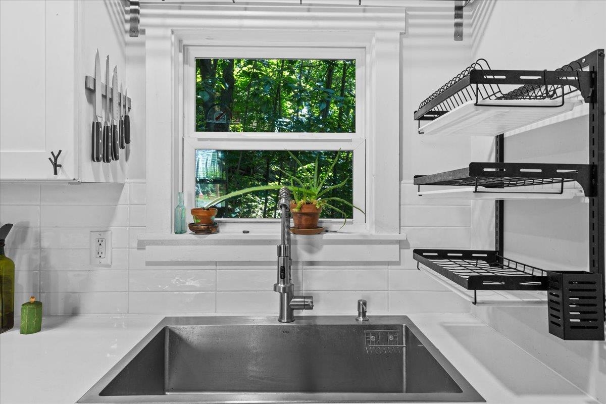 18 Charles Street Property Photo 16