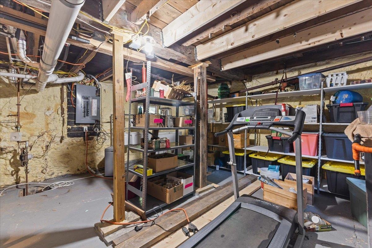 18 Charles Street Property Photo 28