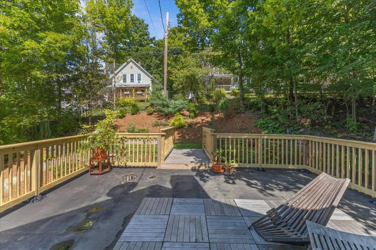18 Charles Street Property Photo 38