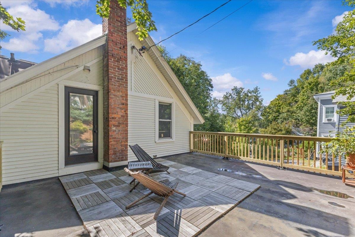 18 Charles Street Property Photo 40