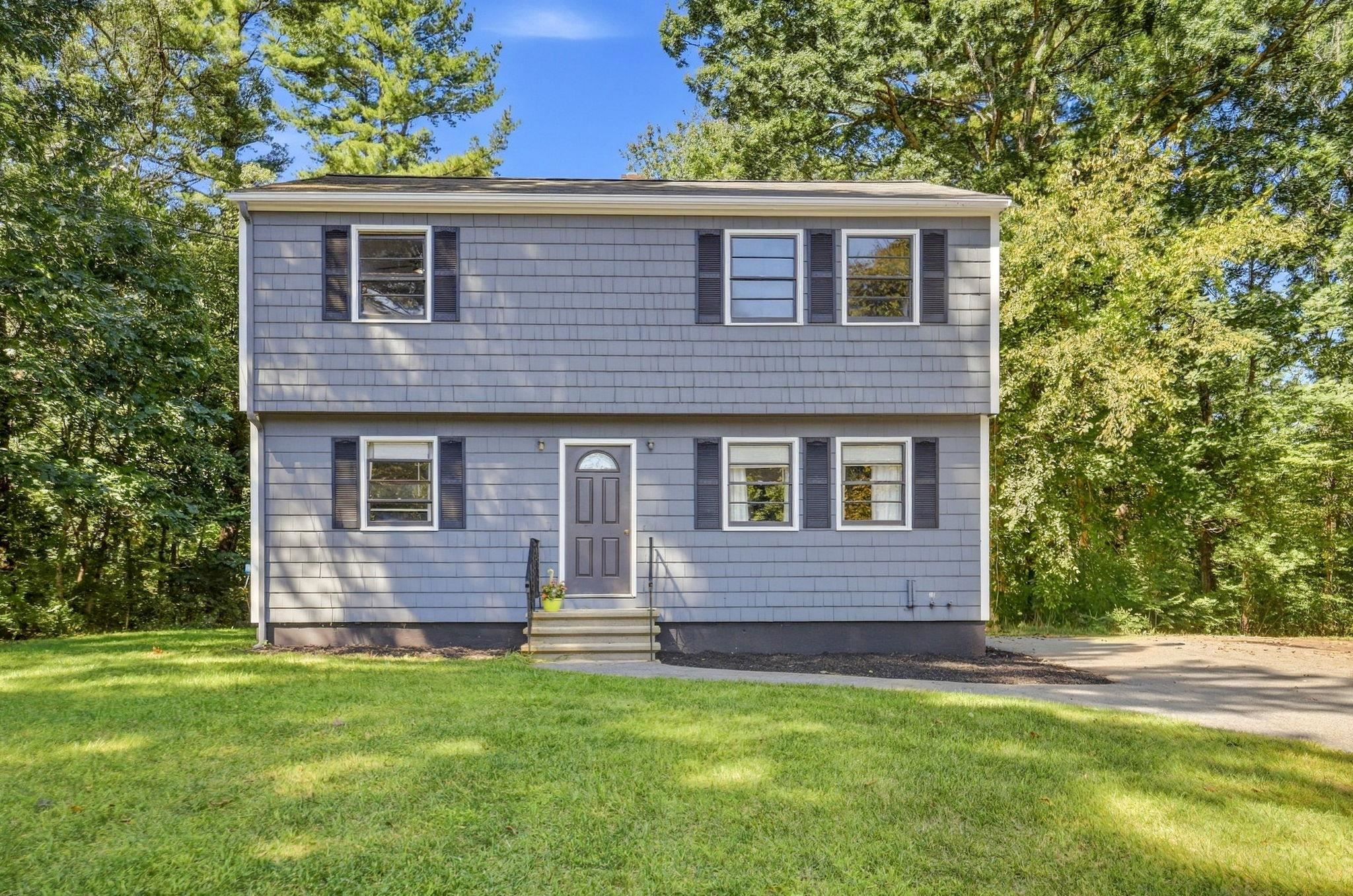 16 Victoria Circle Property Photo 1