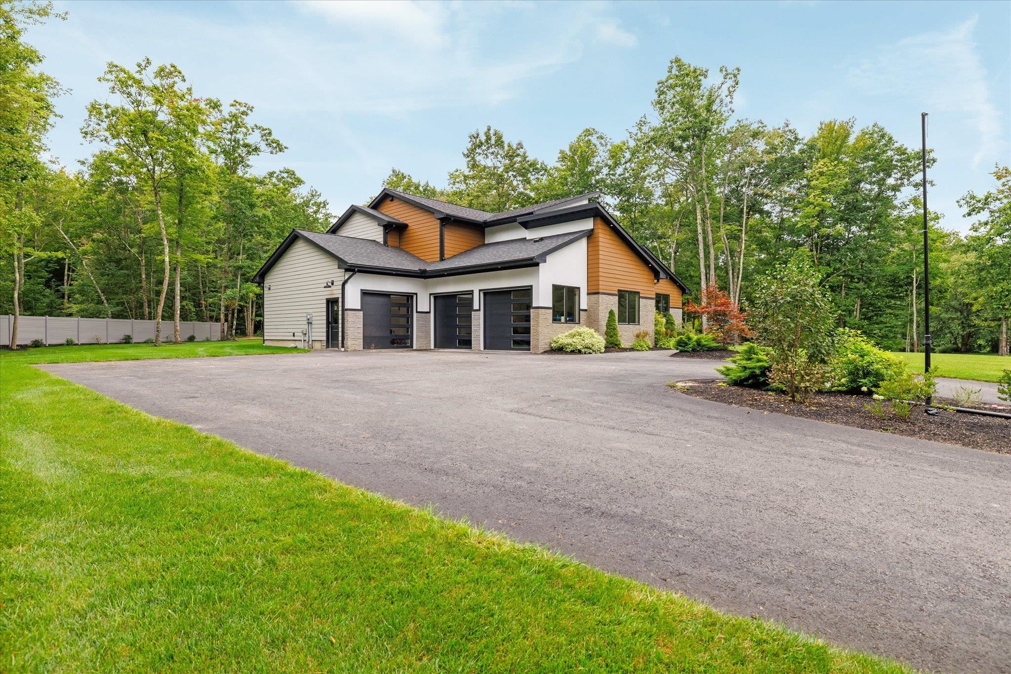 47 Old Military Road Property Photo 4