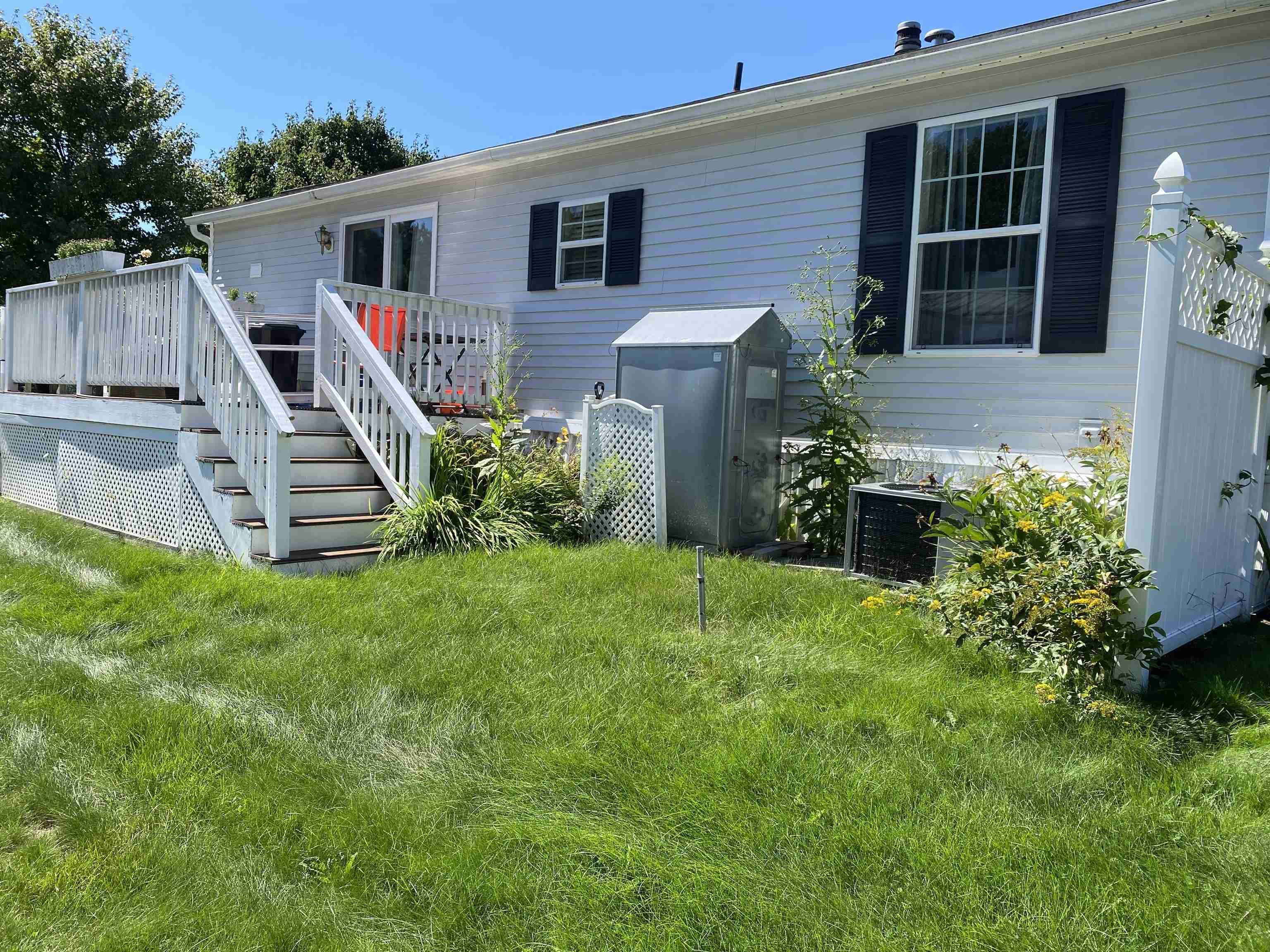 35 Tricia Street Property Photo 3