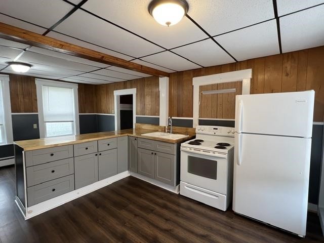 153 Railroad Street Property Photo 6