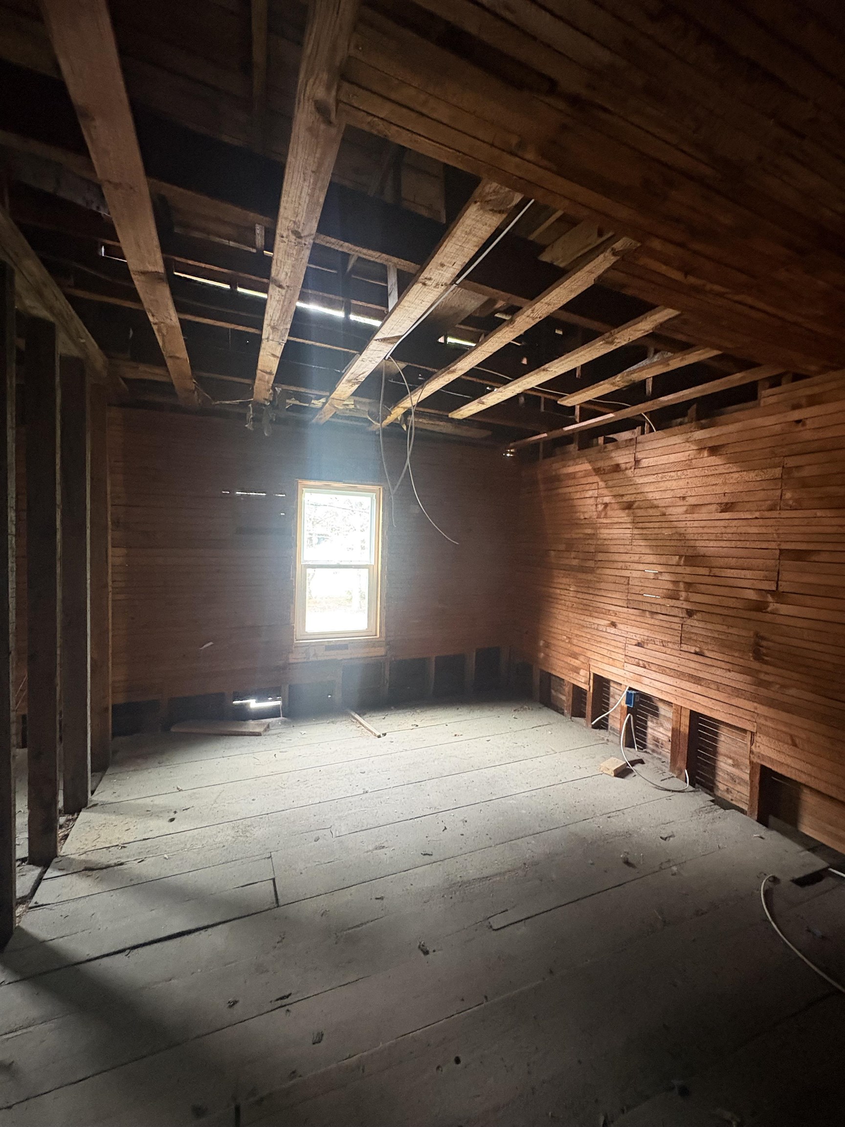198 Village Road Property Photo 14