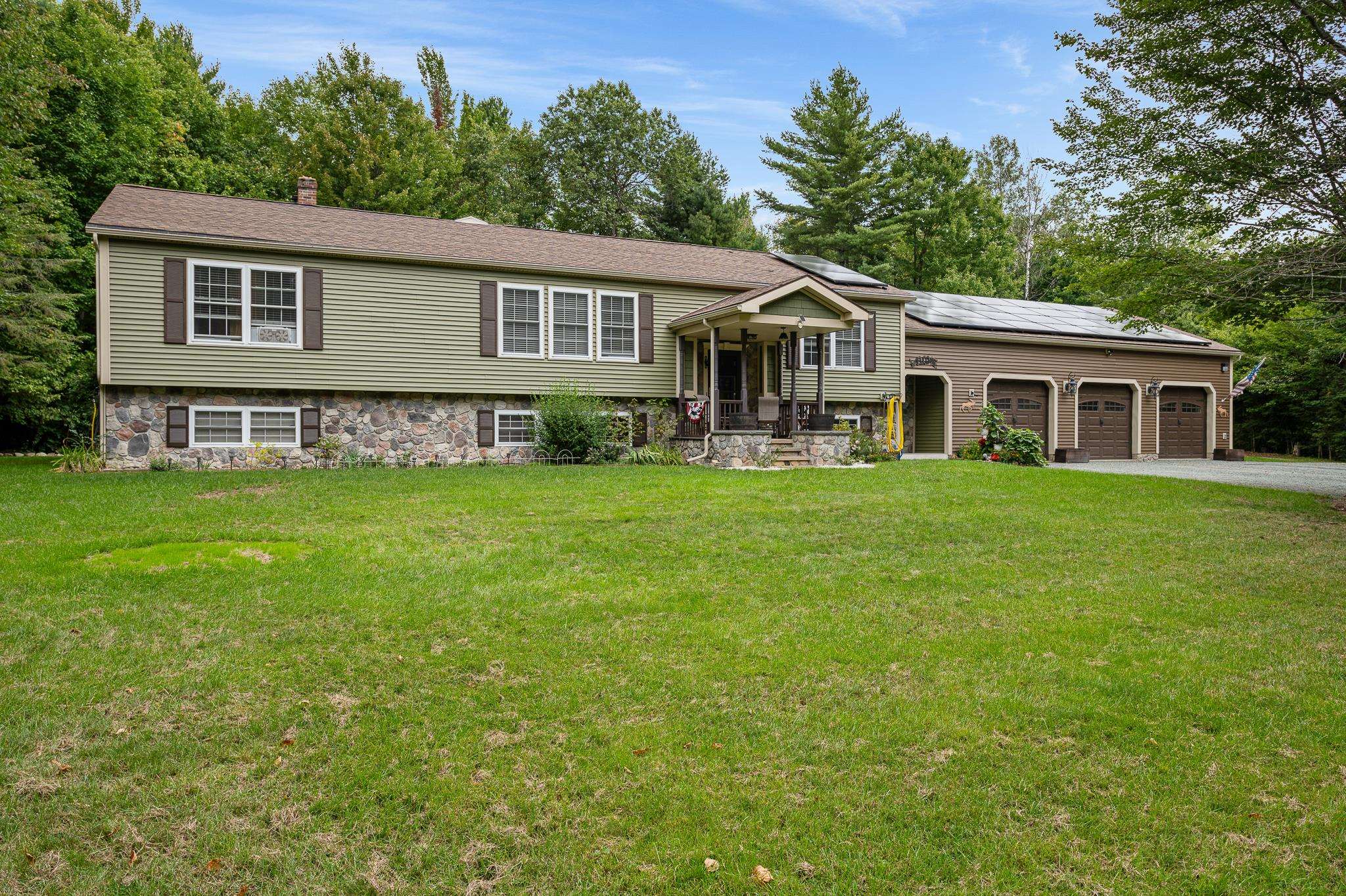 18 Stone Drive Property Photo 1