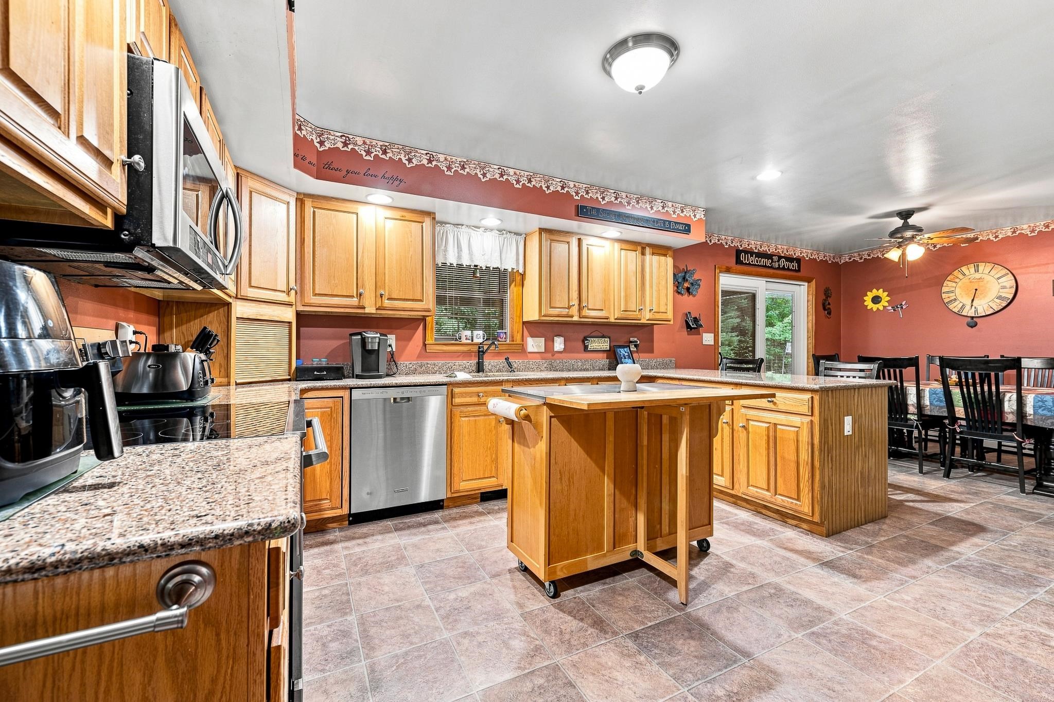 18 Stone Drive Property Photo 14