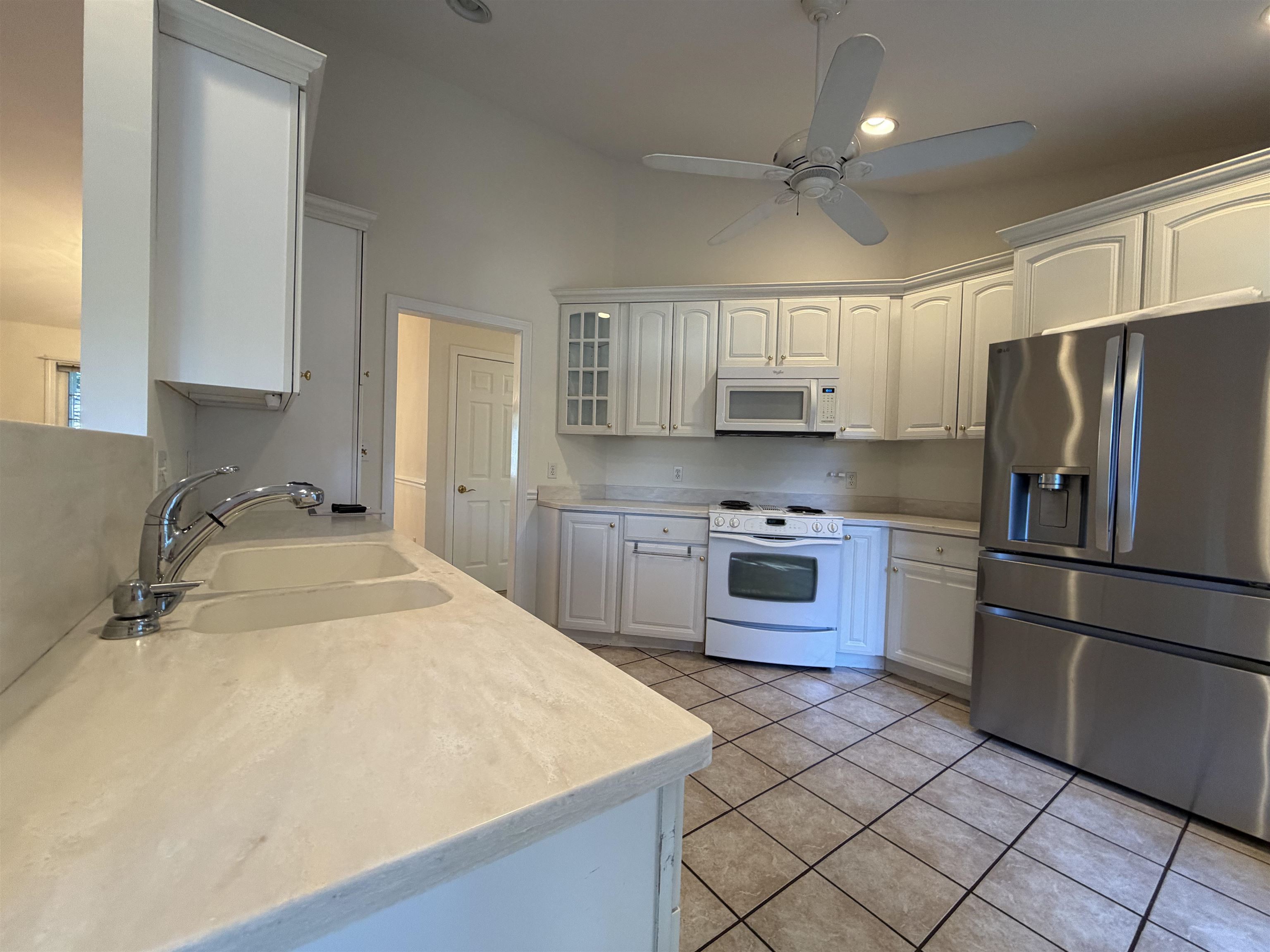 44 Arch Street Property Photo 3