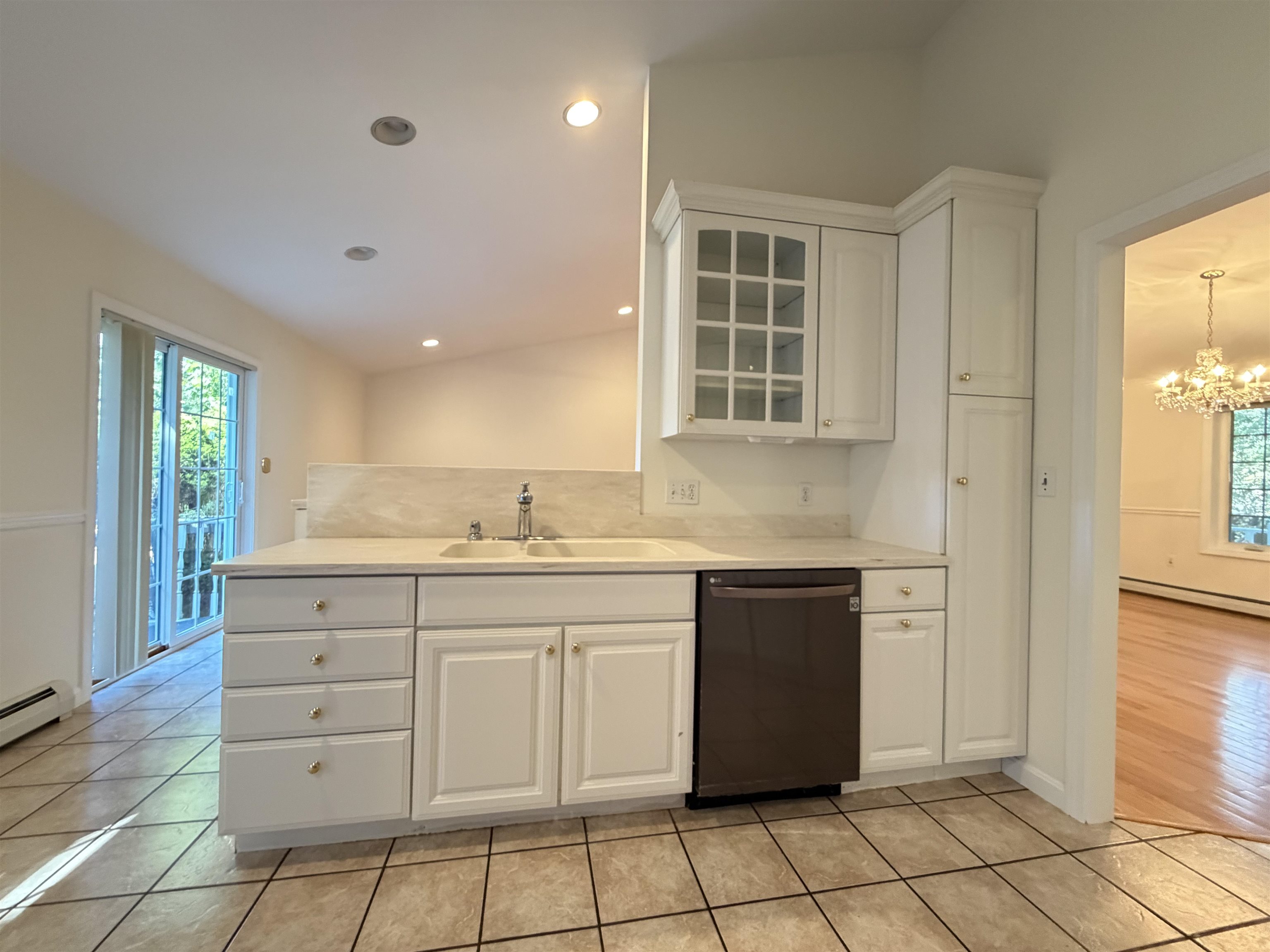 44 Arch Street Property Photo 5