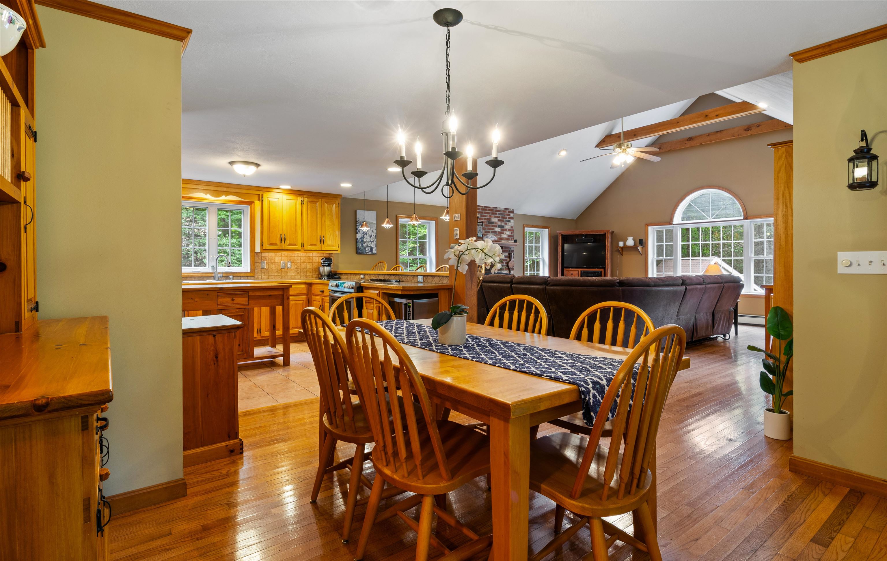 29 Abenaki Circle Property Photo 8