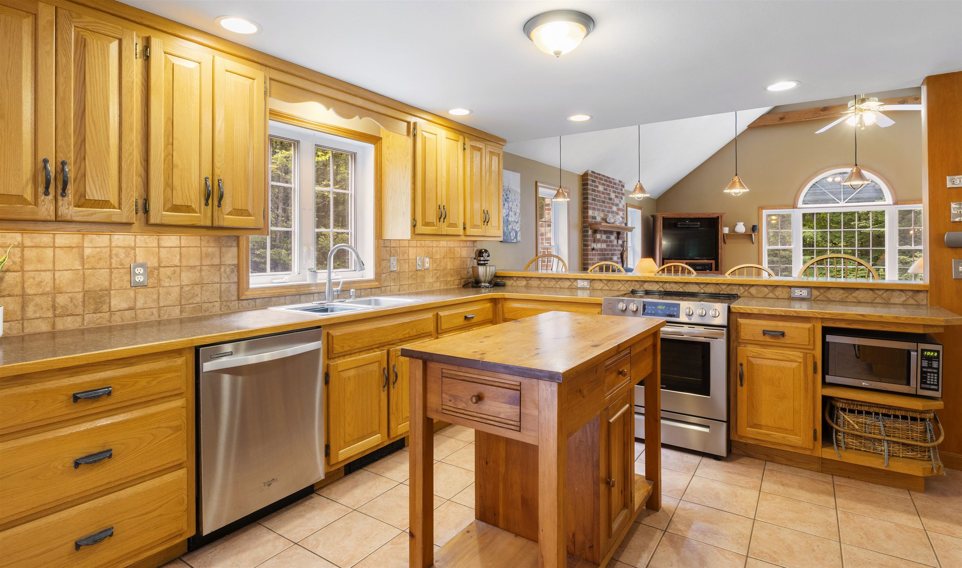 29 Abenaki Circle Property Photo 12