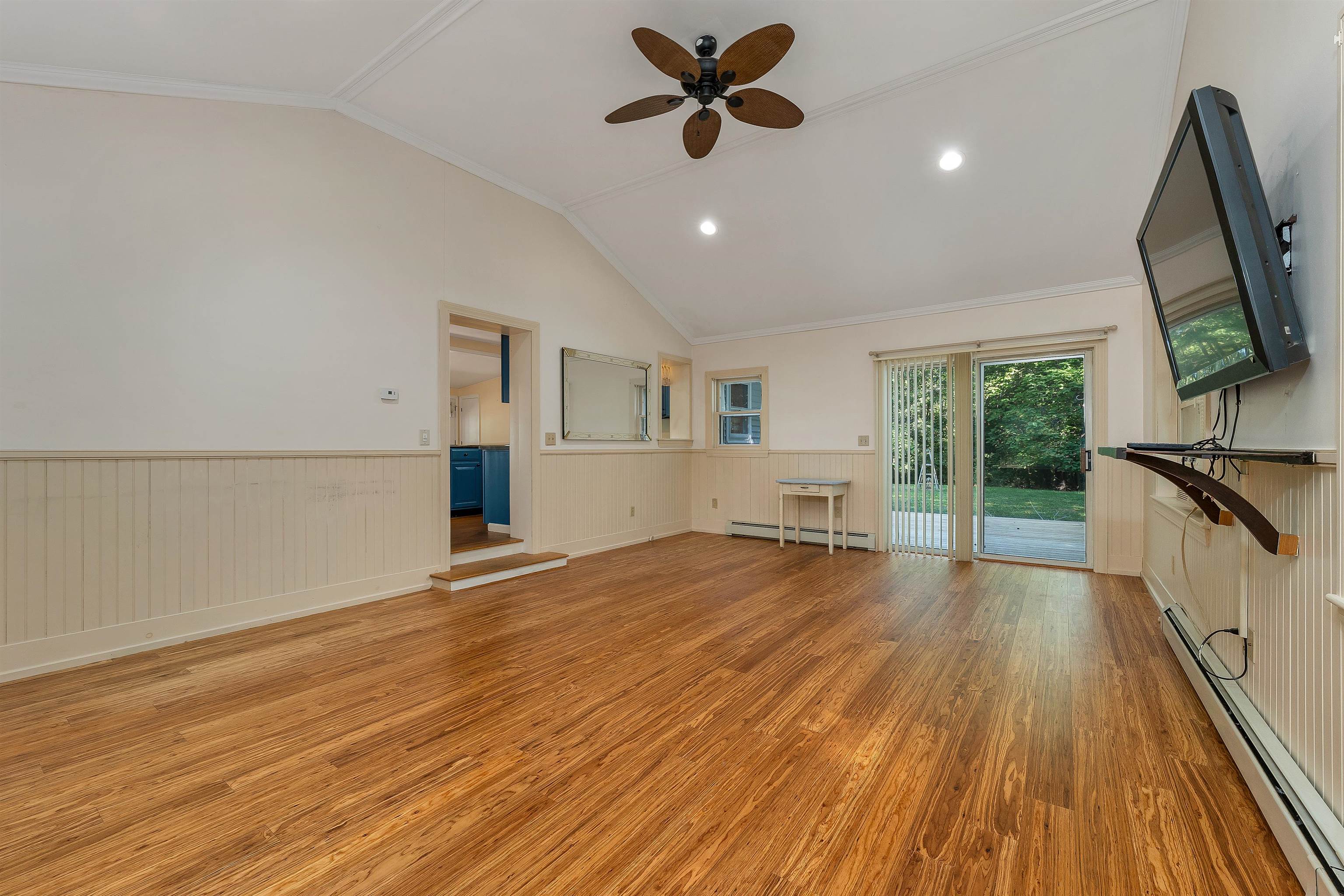 19 Leigh Drive Property Photo 5