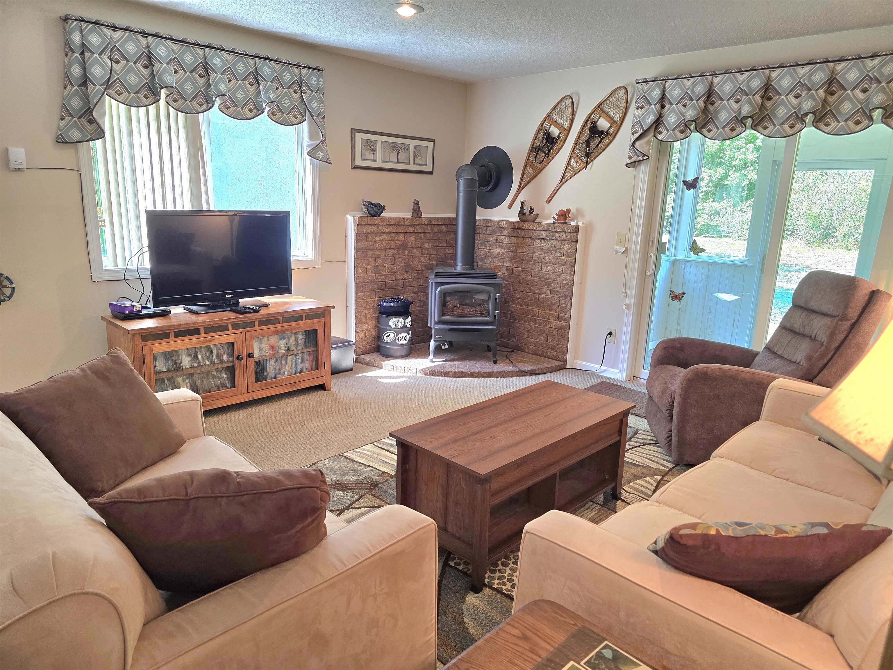25 Fawn Meadows Property Photo 18