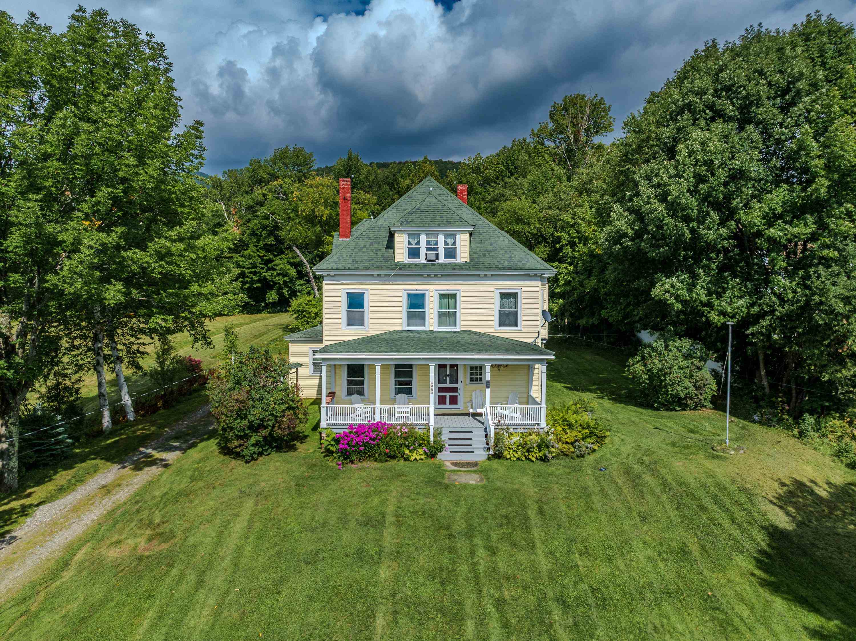 771 Presidential Highway Property Photo 1