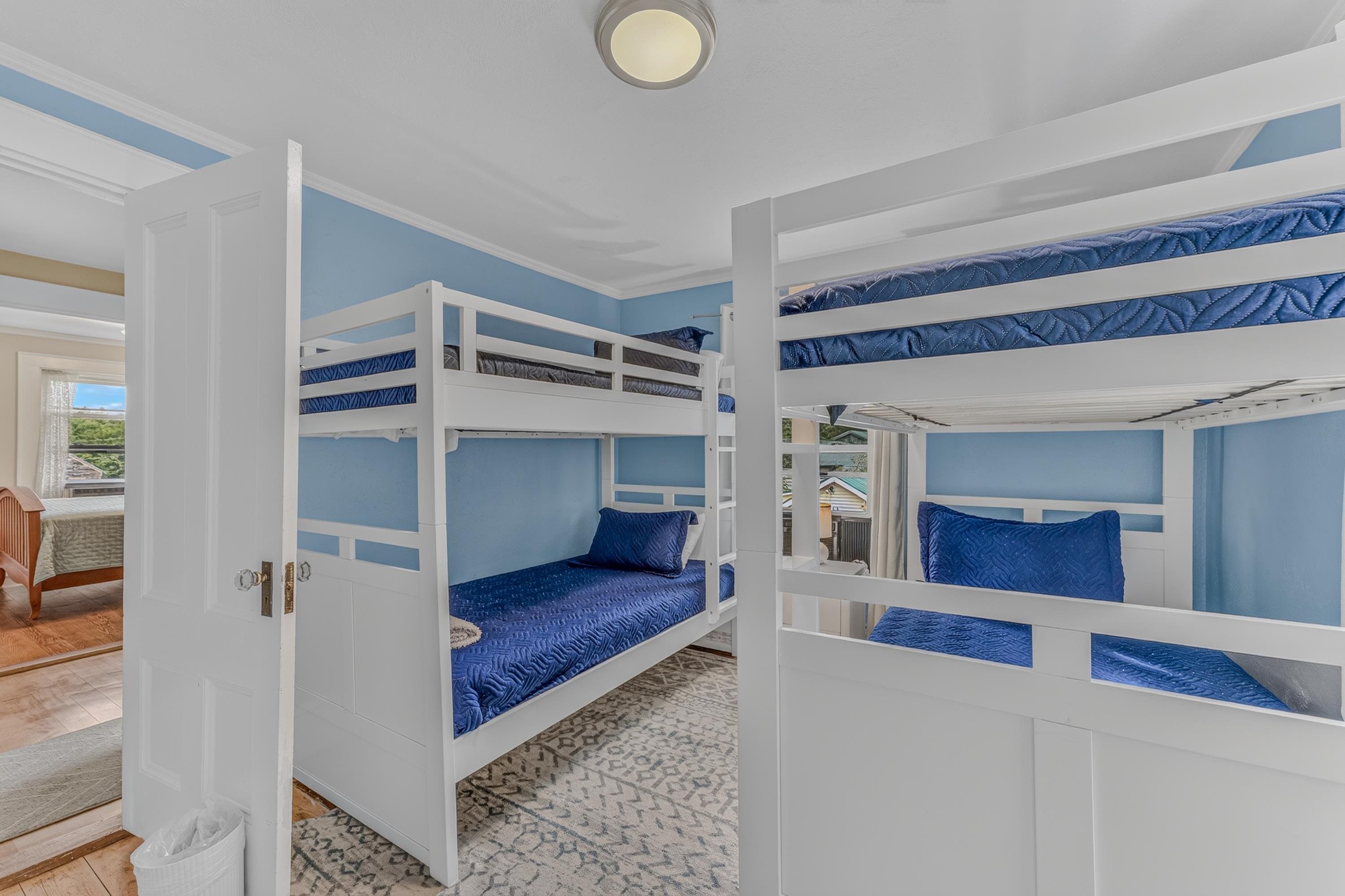771 Presidential Highway Property Photo 36