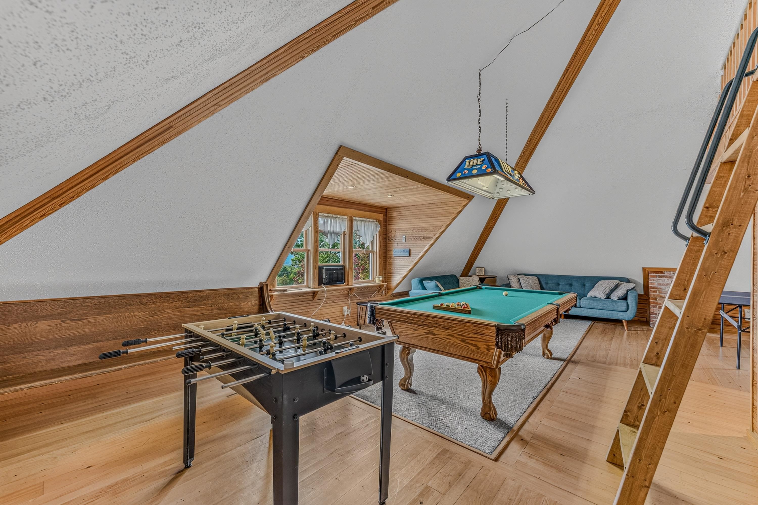 771 Presidential Highway Property Photo 46