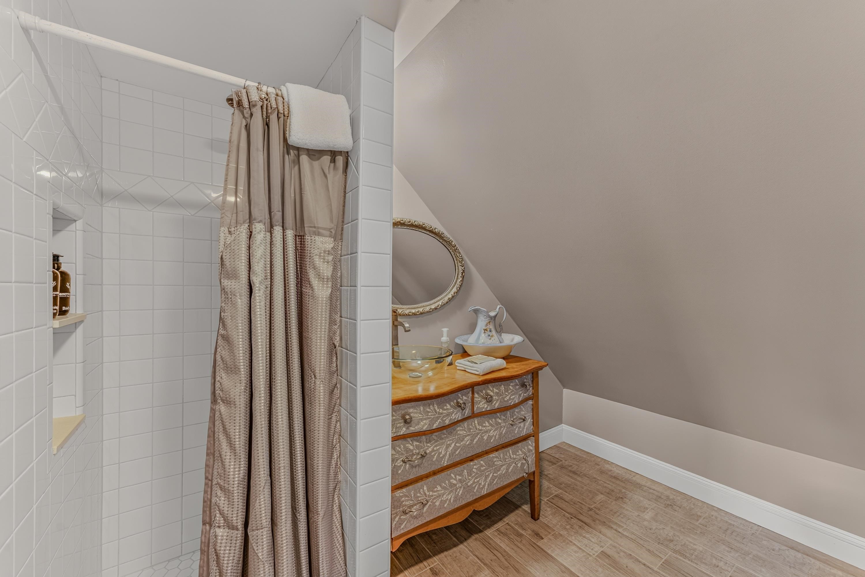 771 Presidential Highway Property Photo 48