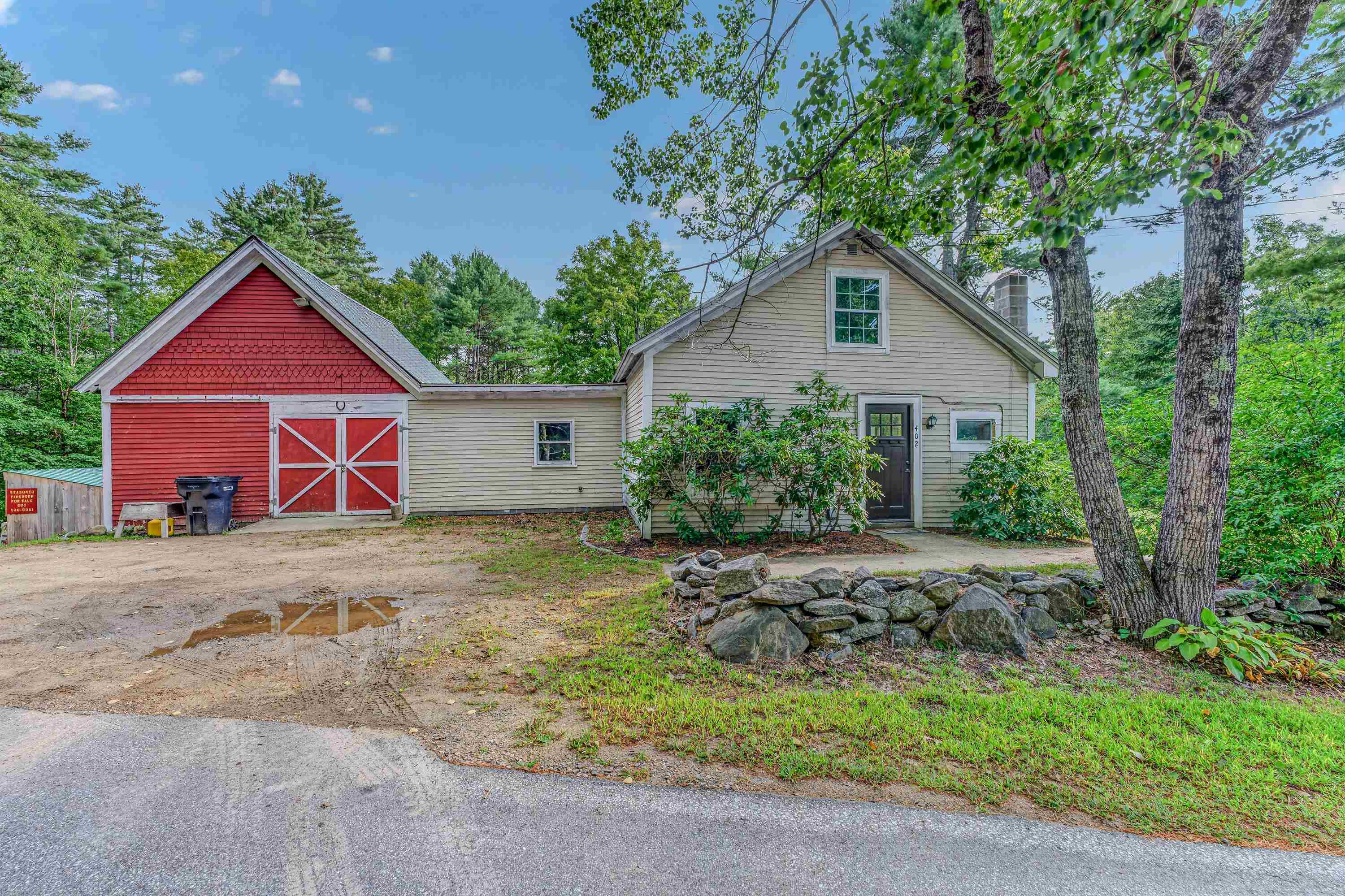 402 Oak Hill Road Property Photo 1