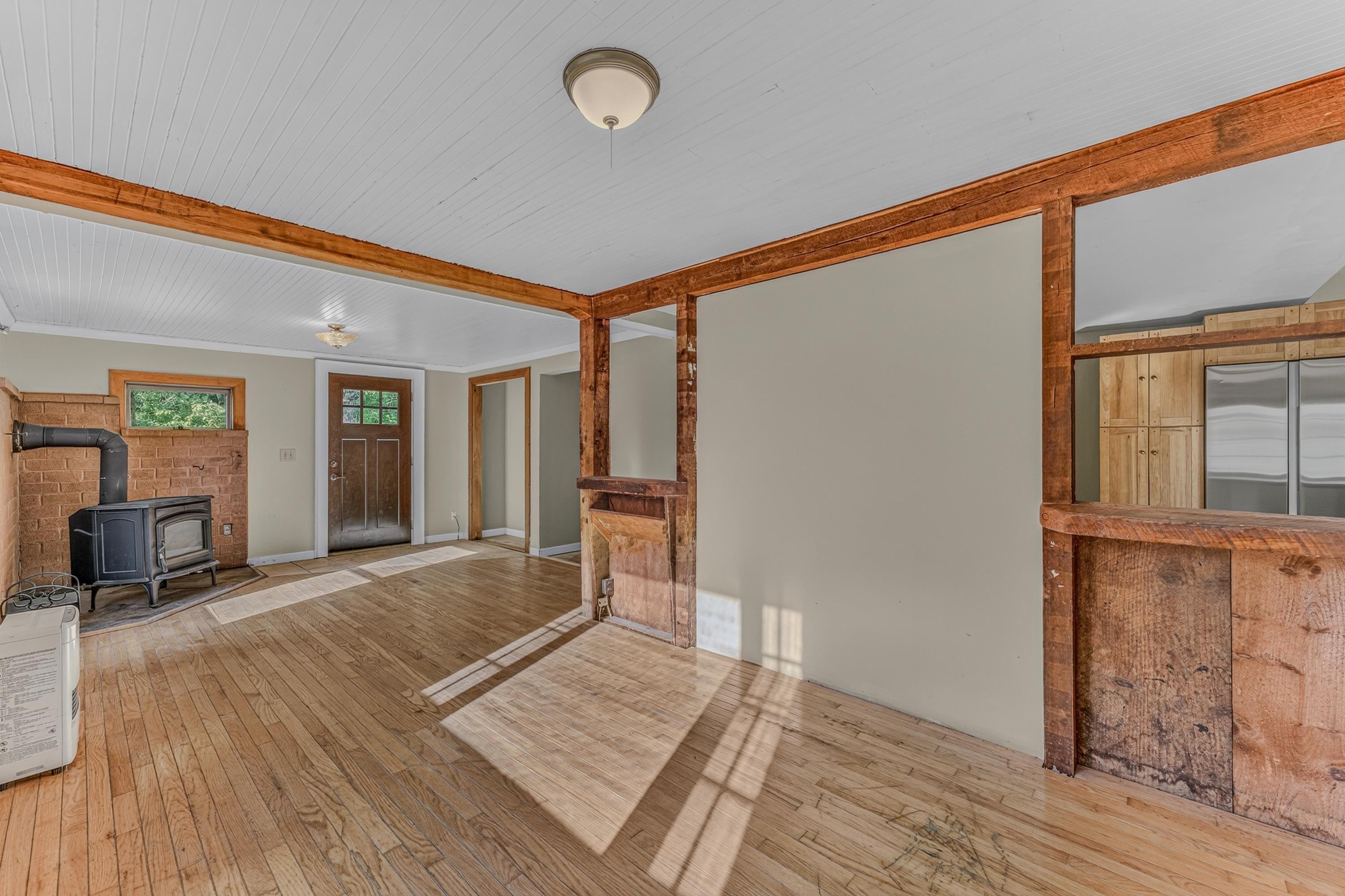 402 Oak Hill Road Property Photo 12